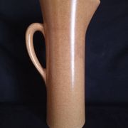Carafe à eau Art Déco en céramique, signée