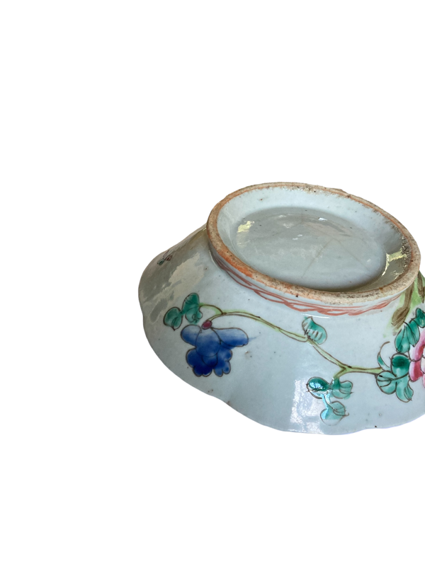 Coupelle en porcelaine chinoise polylobée fond celadon chine xixeme