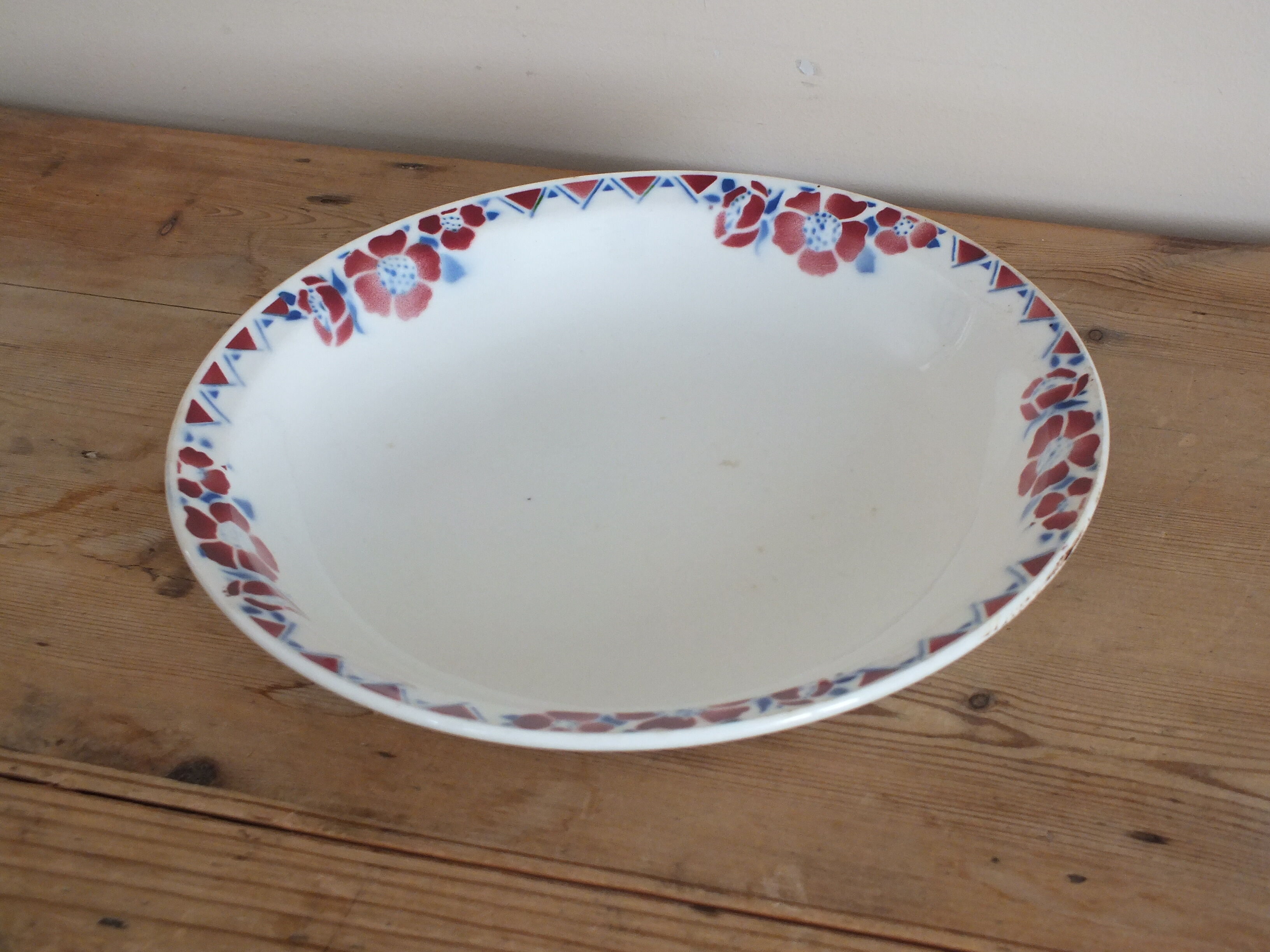 + Hollow dish Céranord Saint Amand model Eglantines +
