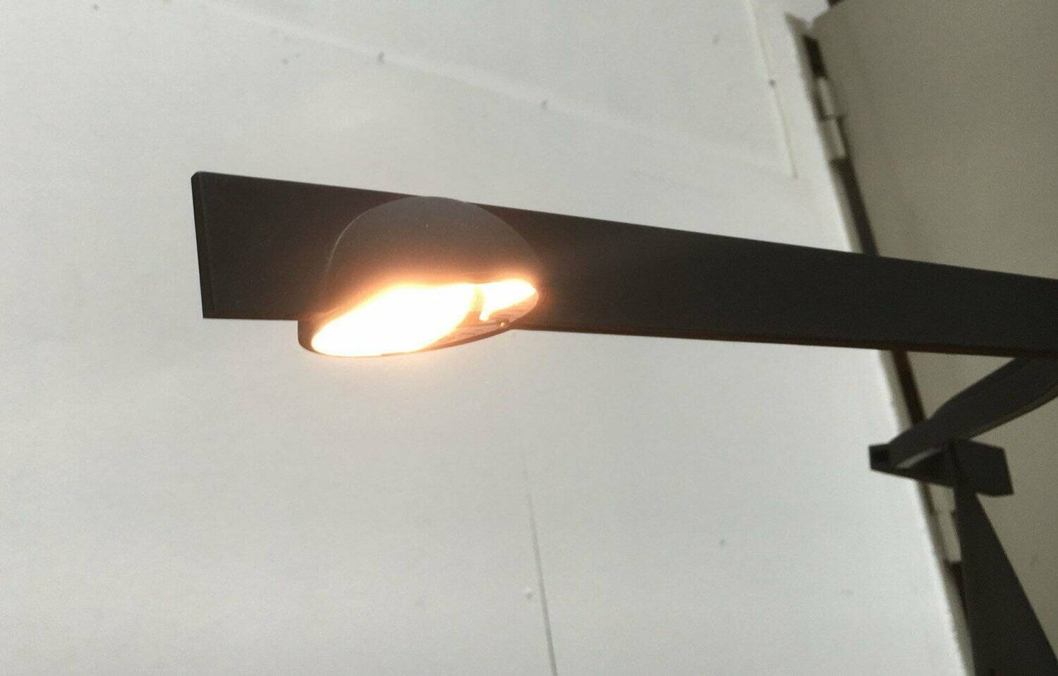 Postmodern Italian table lamp model Tabla by Mario Barbaglia and Marco Colombo for Italiana Luce, 1980s.