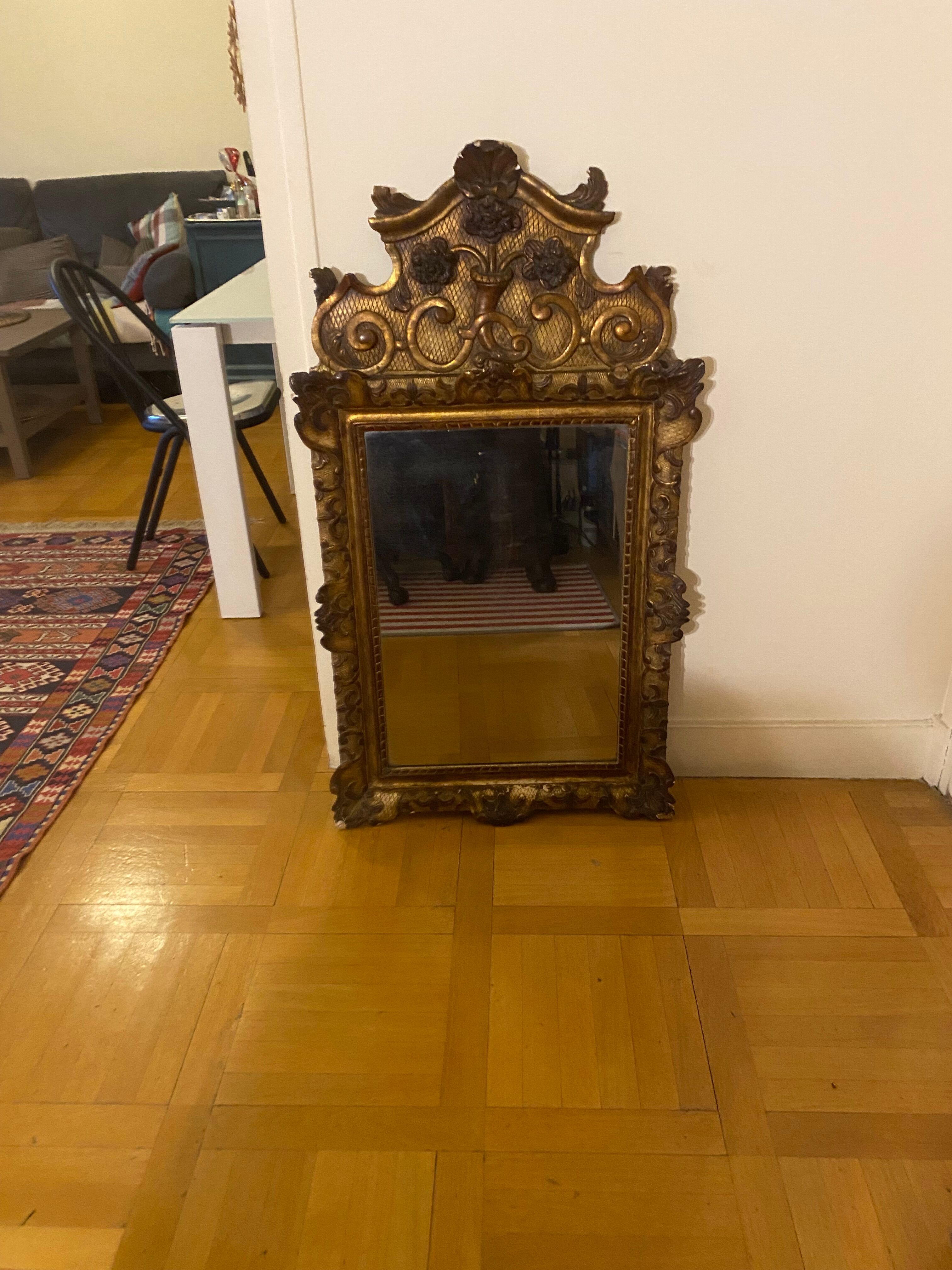 Old moroir in gilded wood 62x112cm