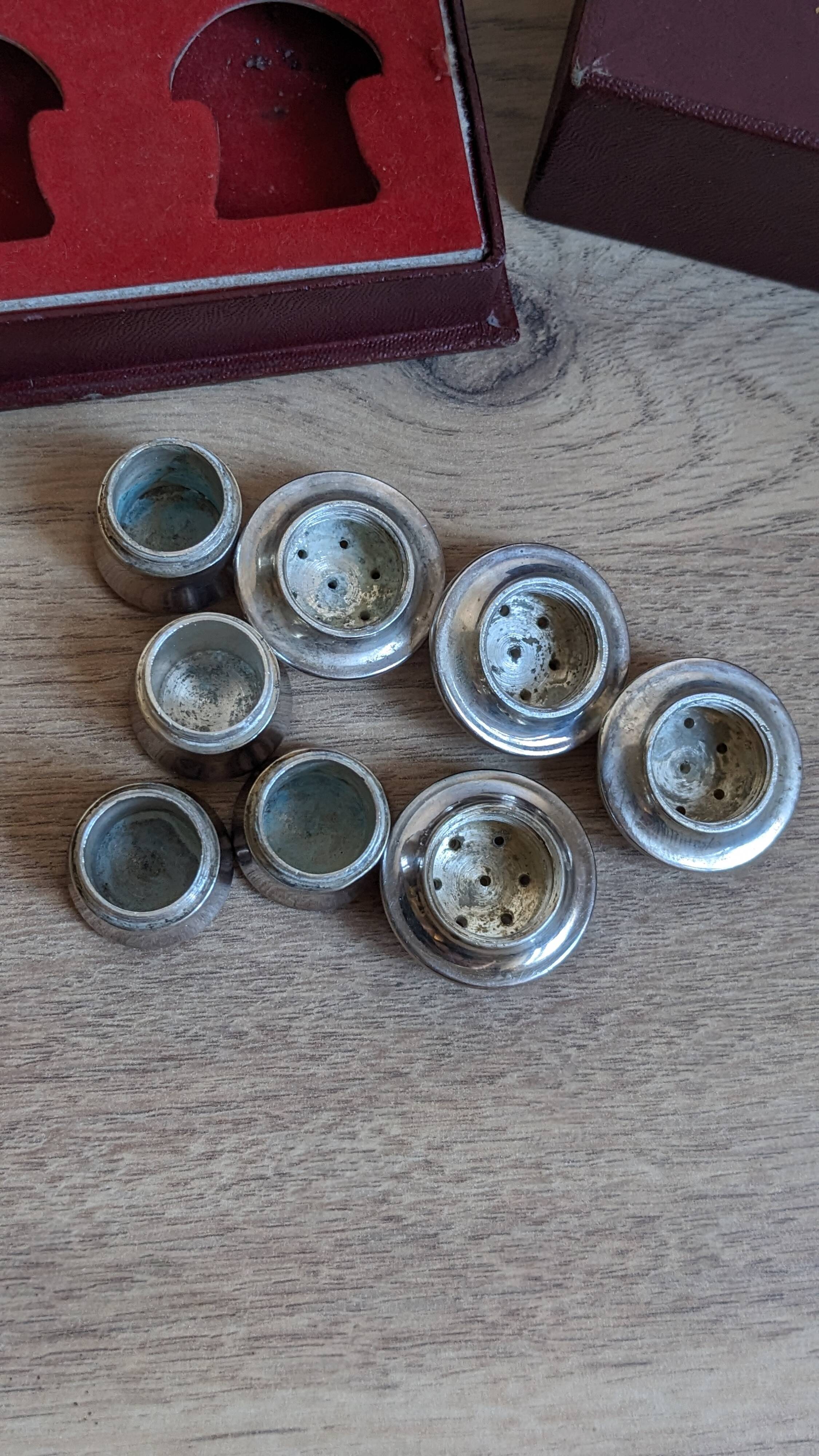 Silver salt and pepper shakers - Saint Médard