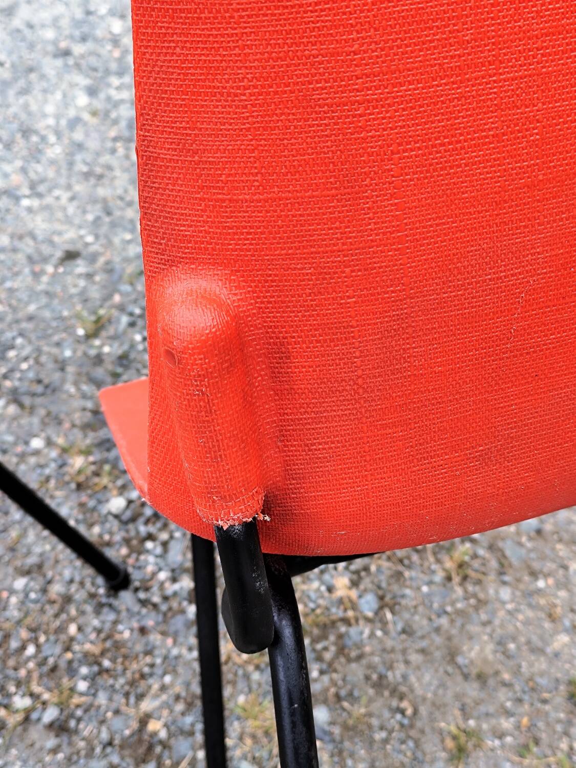 Pair of Fantasia Grosfillex shell chairs