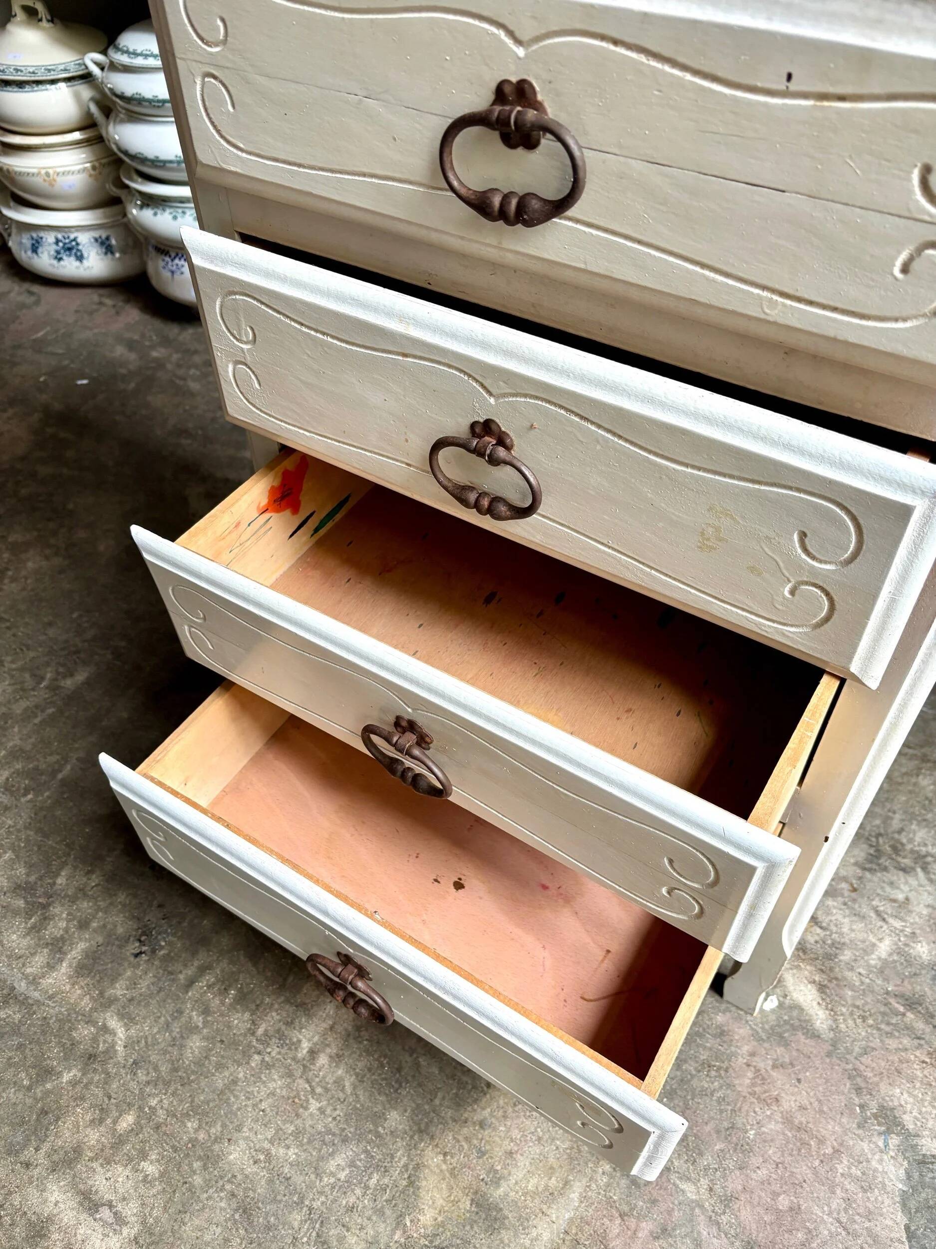 Chiffonnier 5 tiroirs en bois blanc
