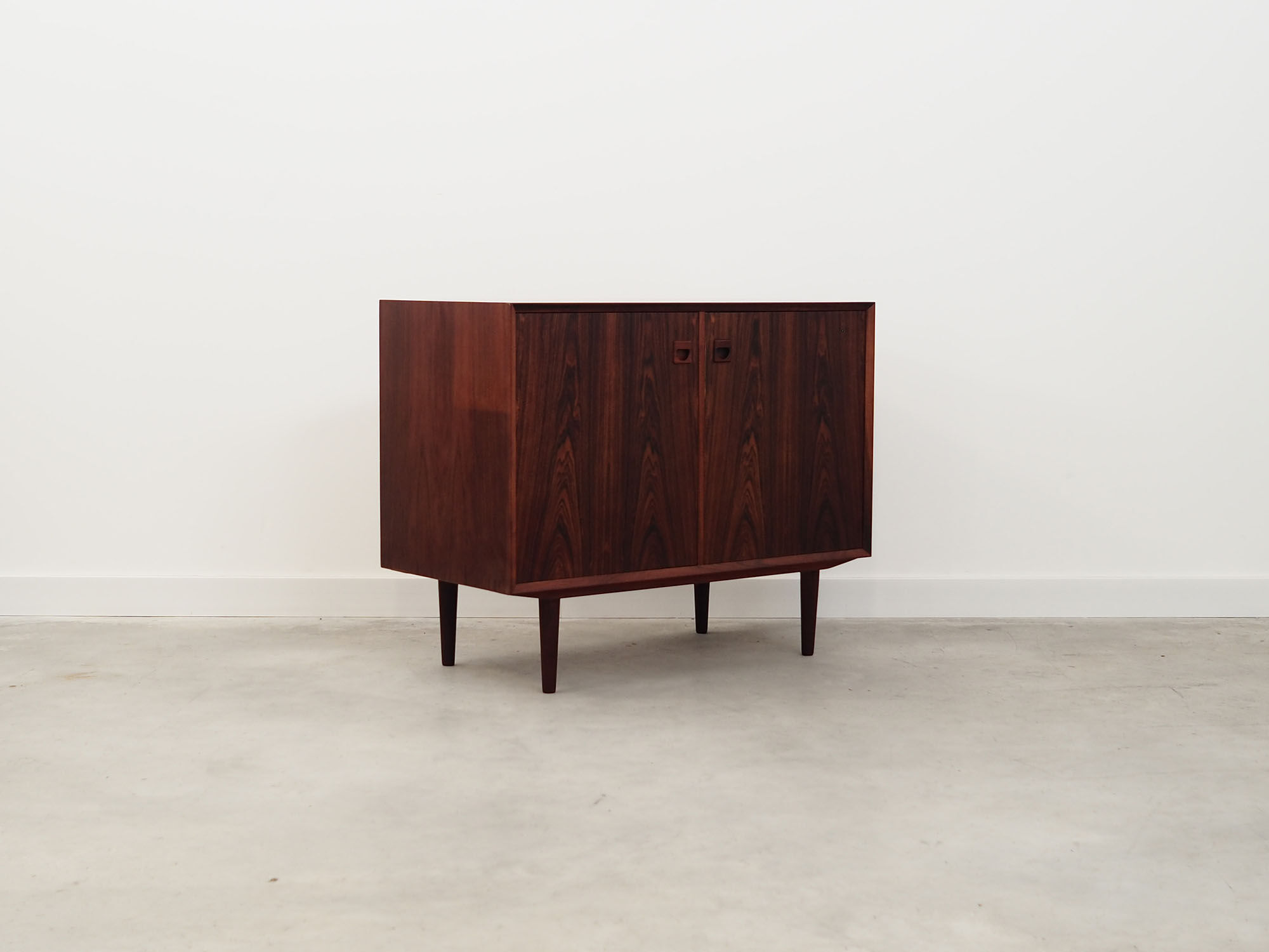 Buffet en palissandre, design danois, années 1960, fabricant Brouer