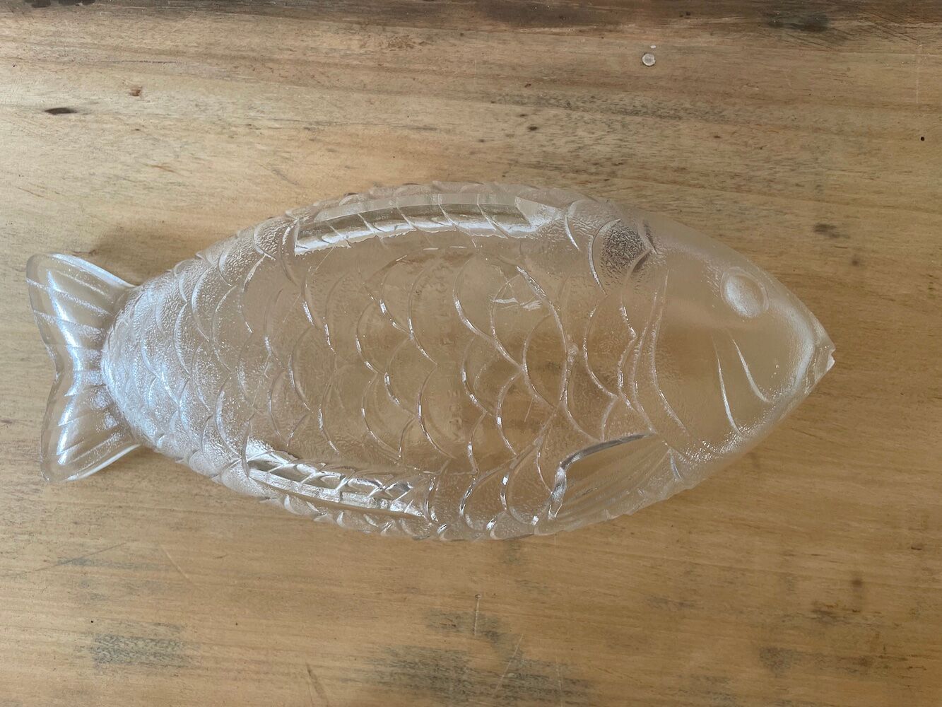 Raviers en verre transparent en forme de poisson