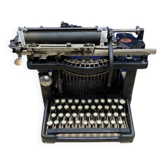 1899 Remington Paragon typewriter