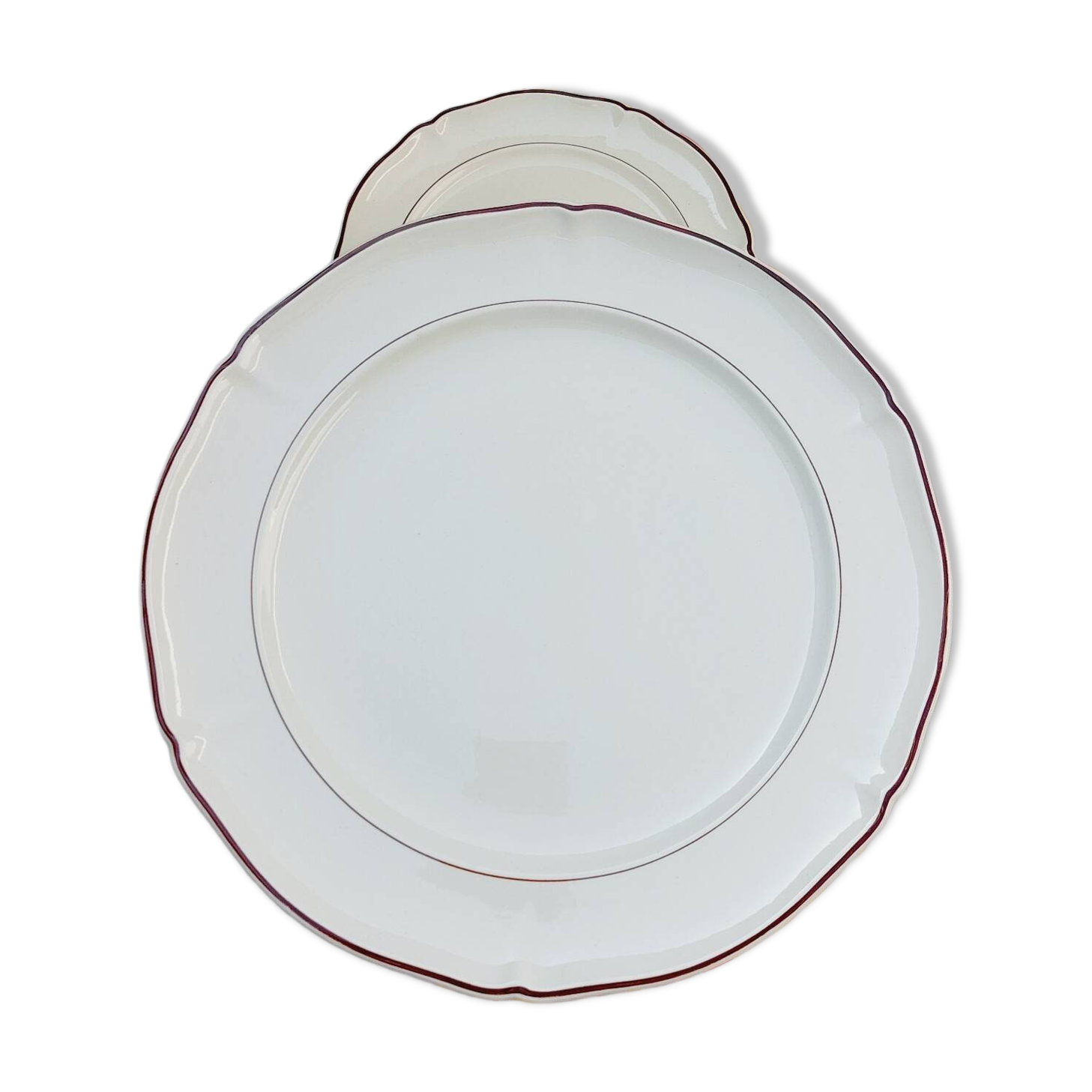 Villeroy & Boch brown scalloped round serving dish