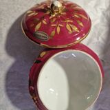 Jewellery box, vintage porcelain bonbonnière from Limoges.
