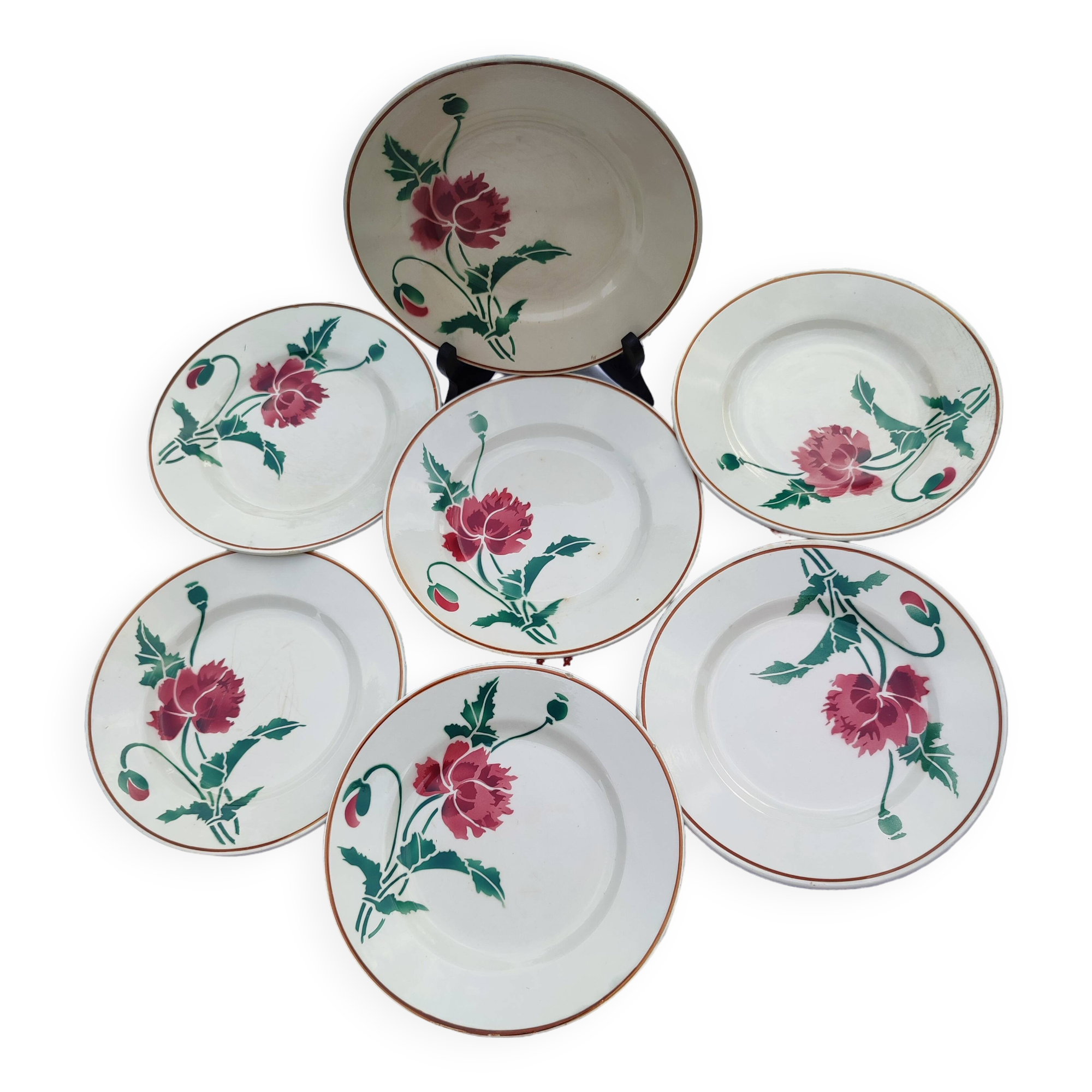 Set of 7 dessert plates