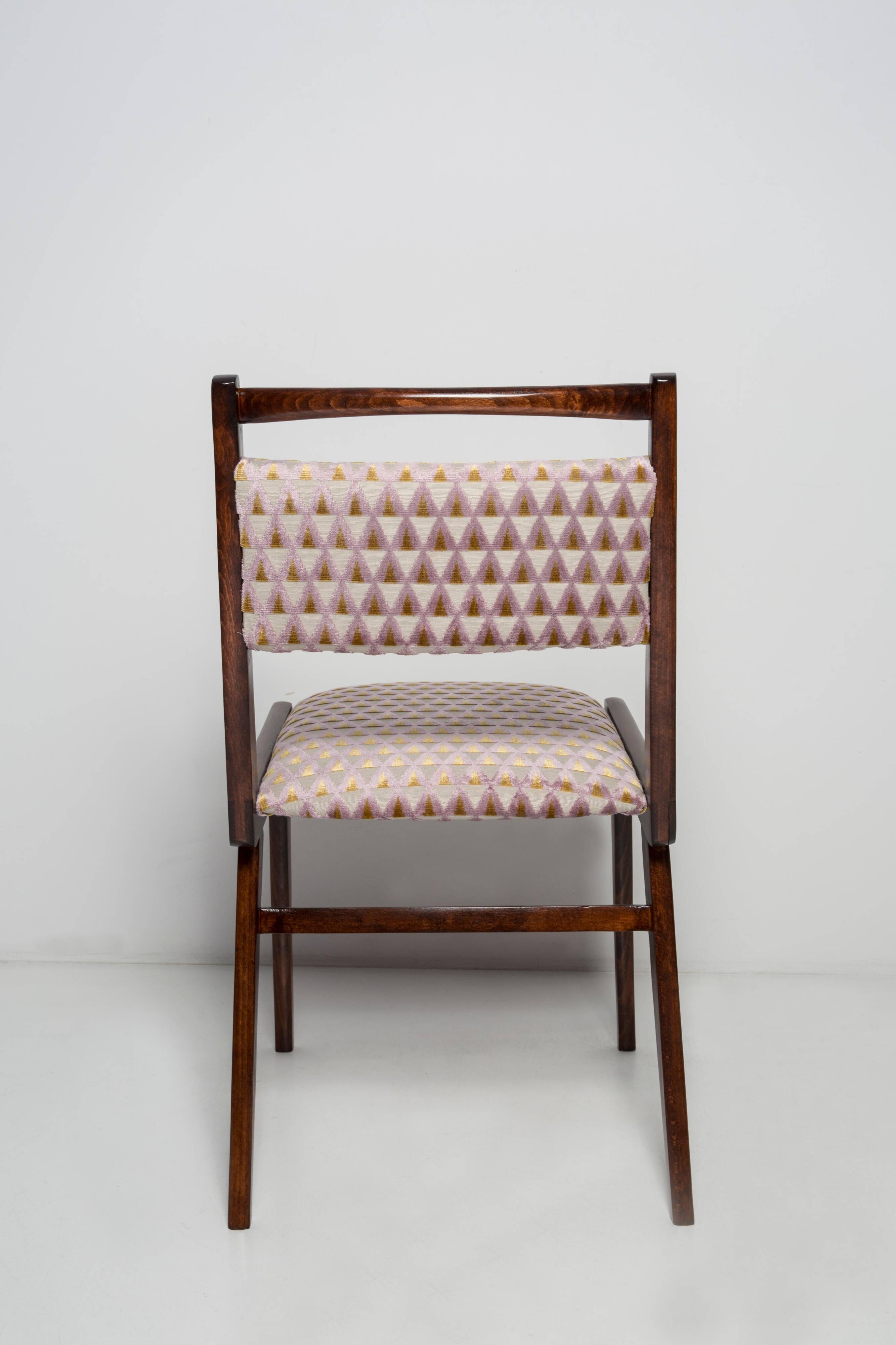 Amulet Chair in Light Purple Velvet Mid-Century, Poland, 1960s