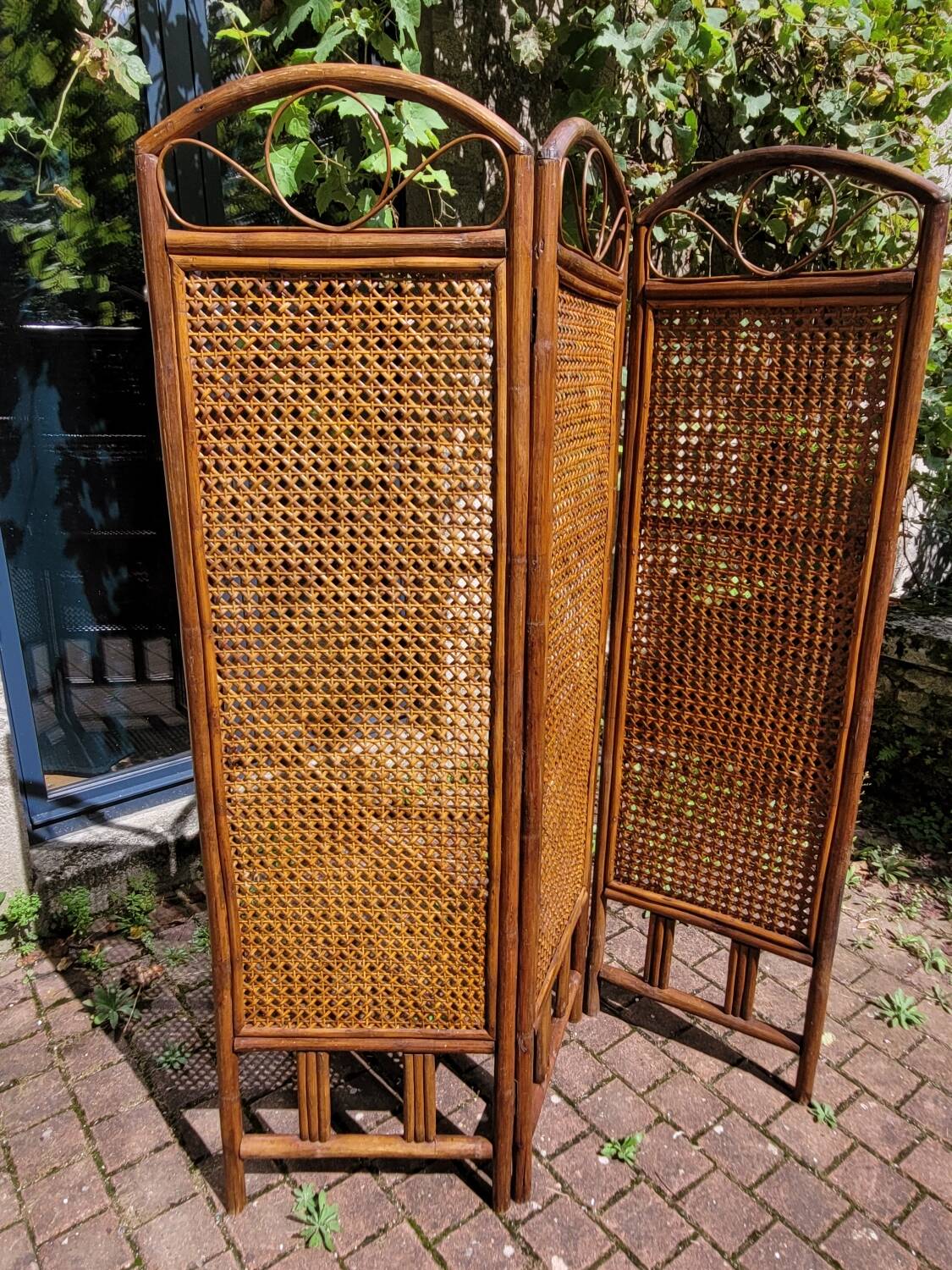Wood and cane screen