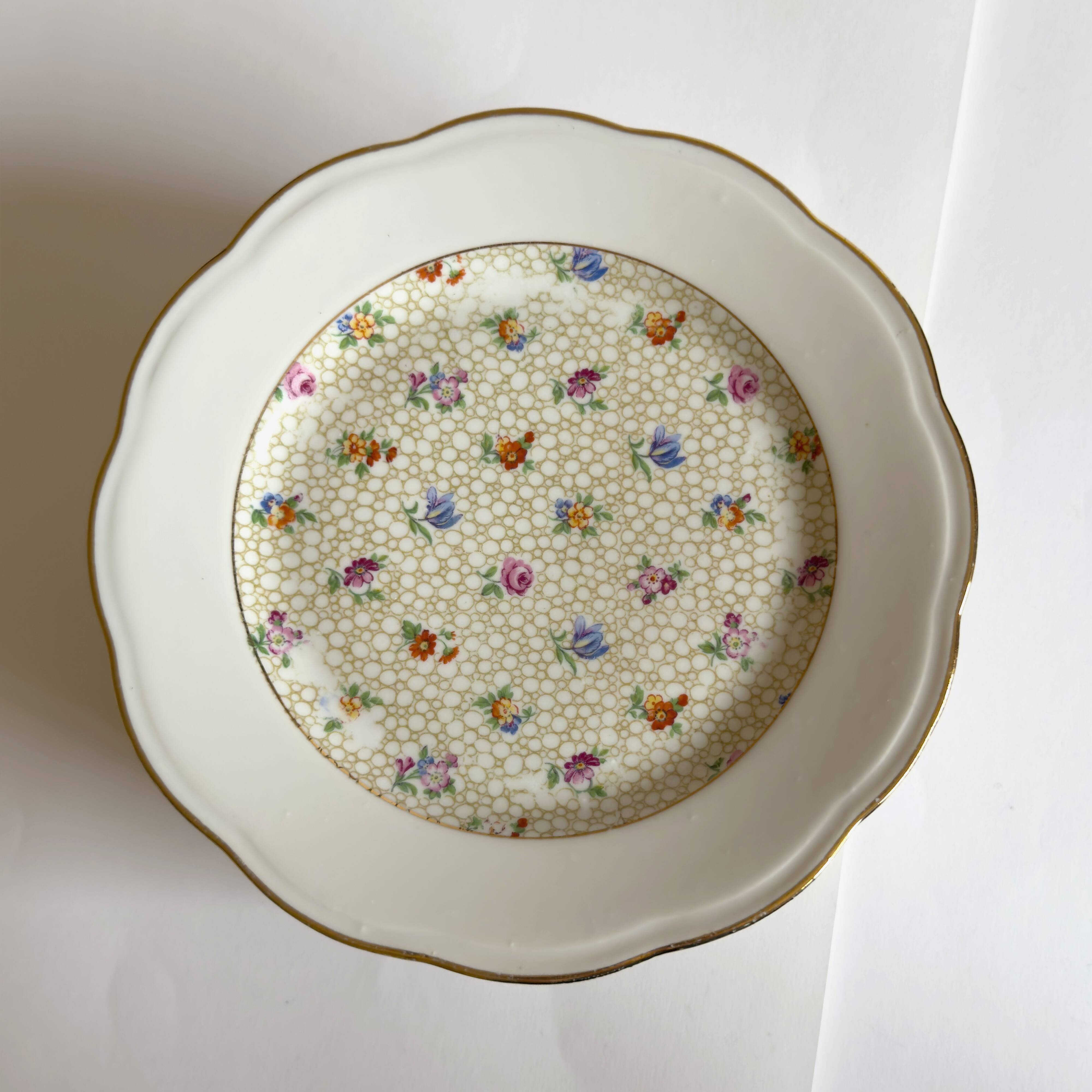 Service of 12 SFP porcelain dessert plates Société Française de Porcelaine