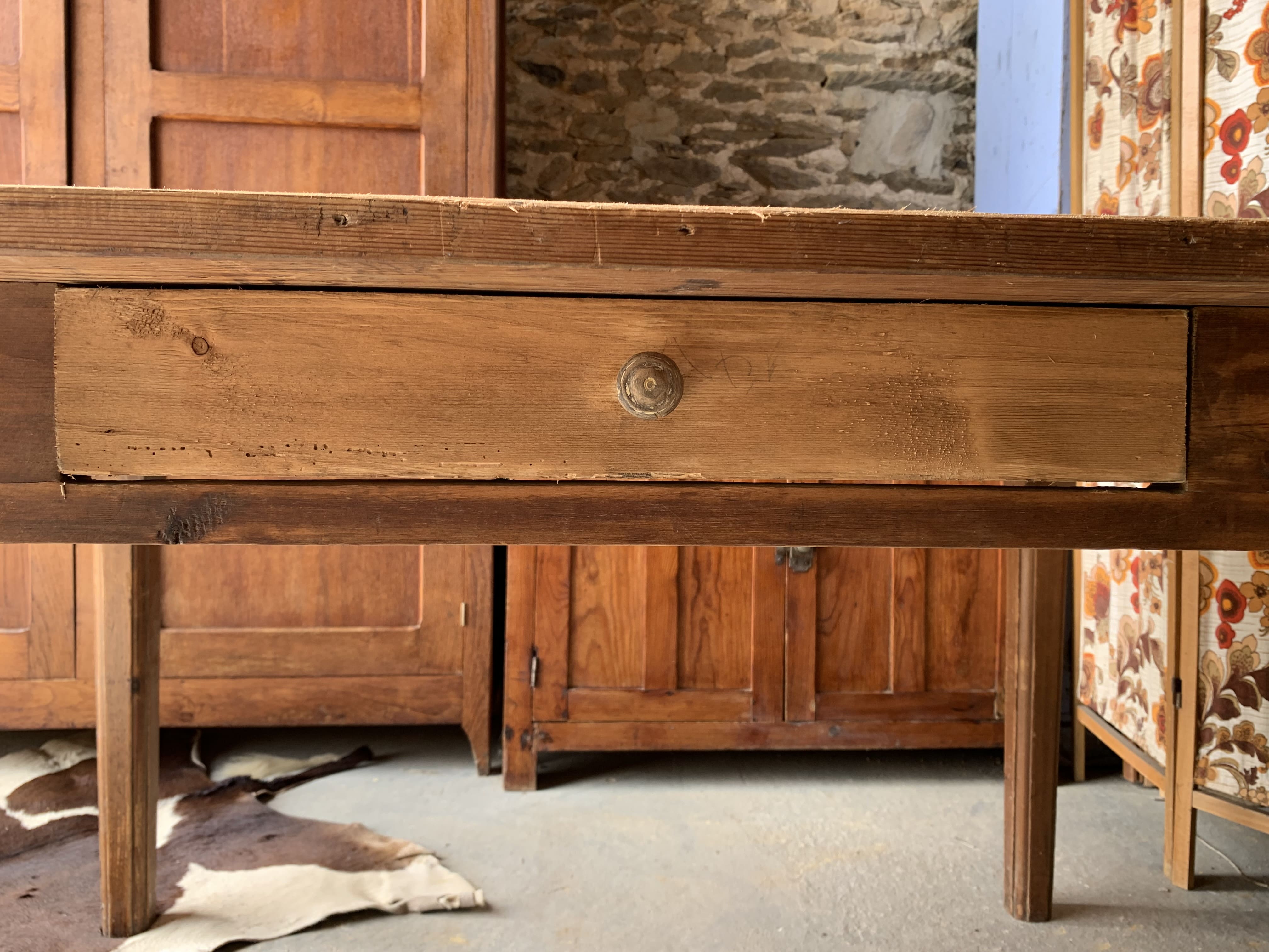 Old rectangular table - 1M40 - 2 drawers