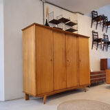 Armoire du milieu du siècle