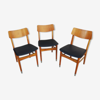 3 chaises scandinaves bois et skai noir