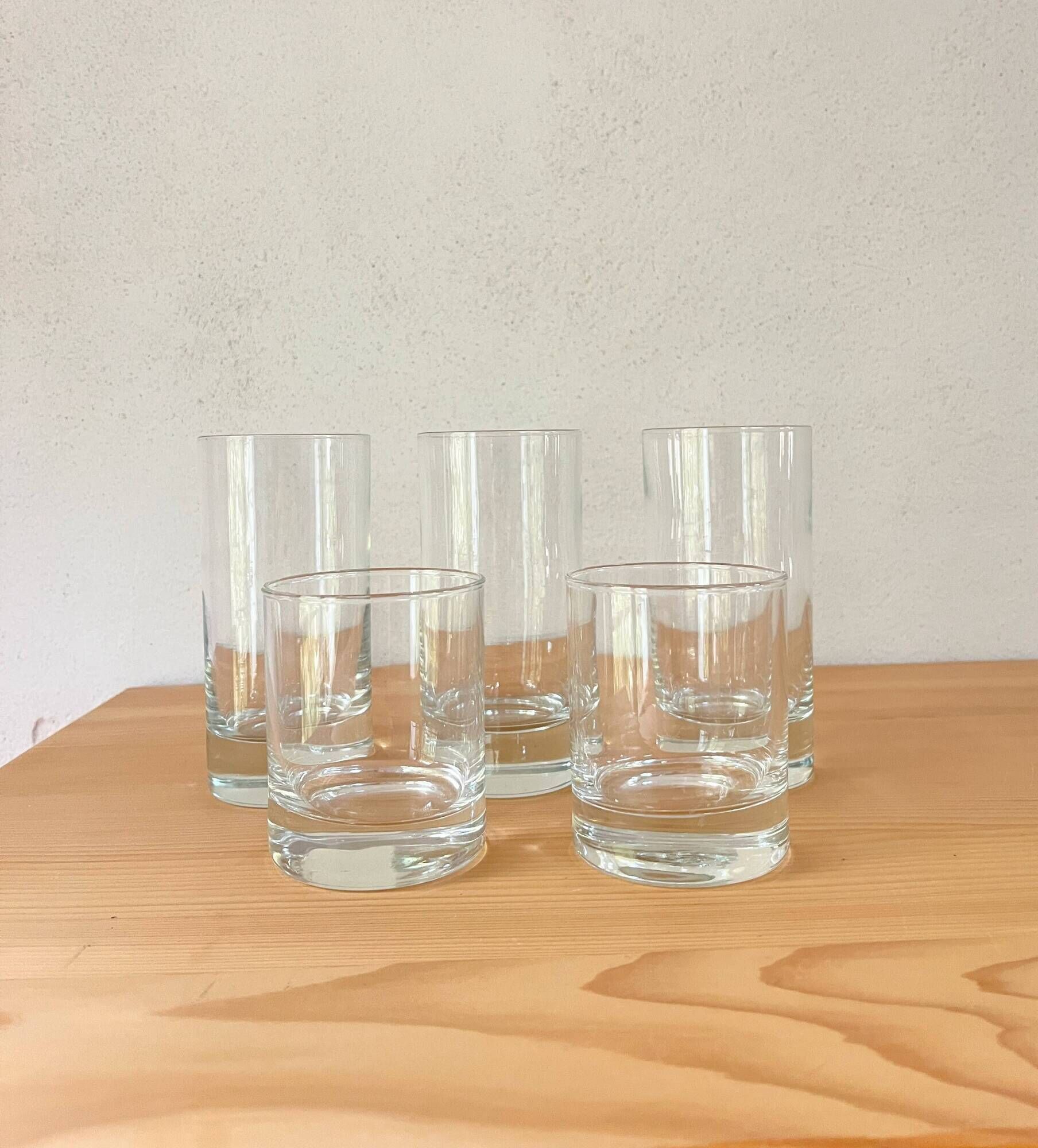 Lot of 5 vintage 70s drinking glasses
