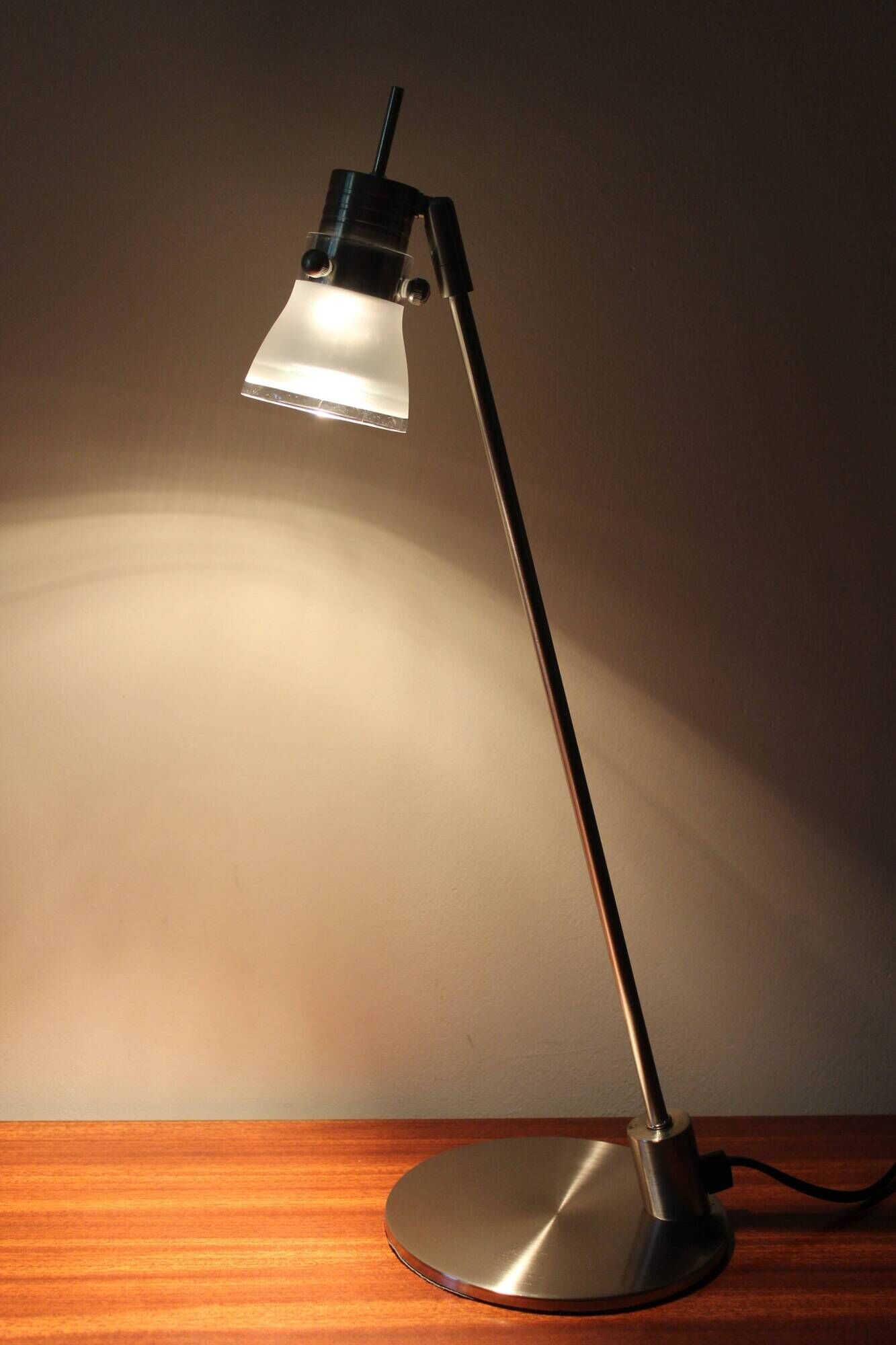 2000s design desk lamp