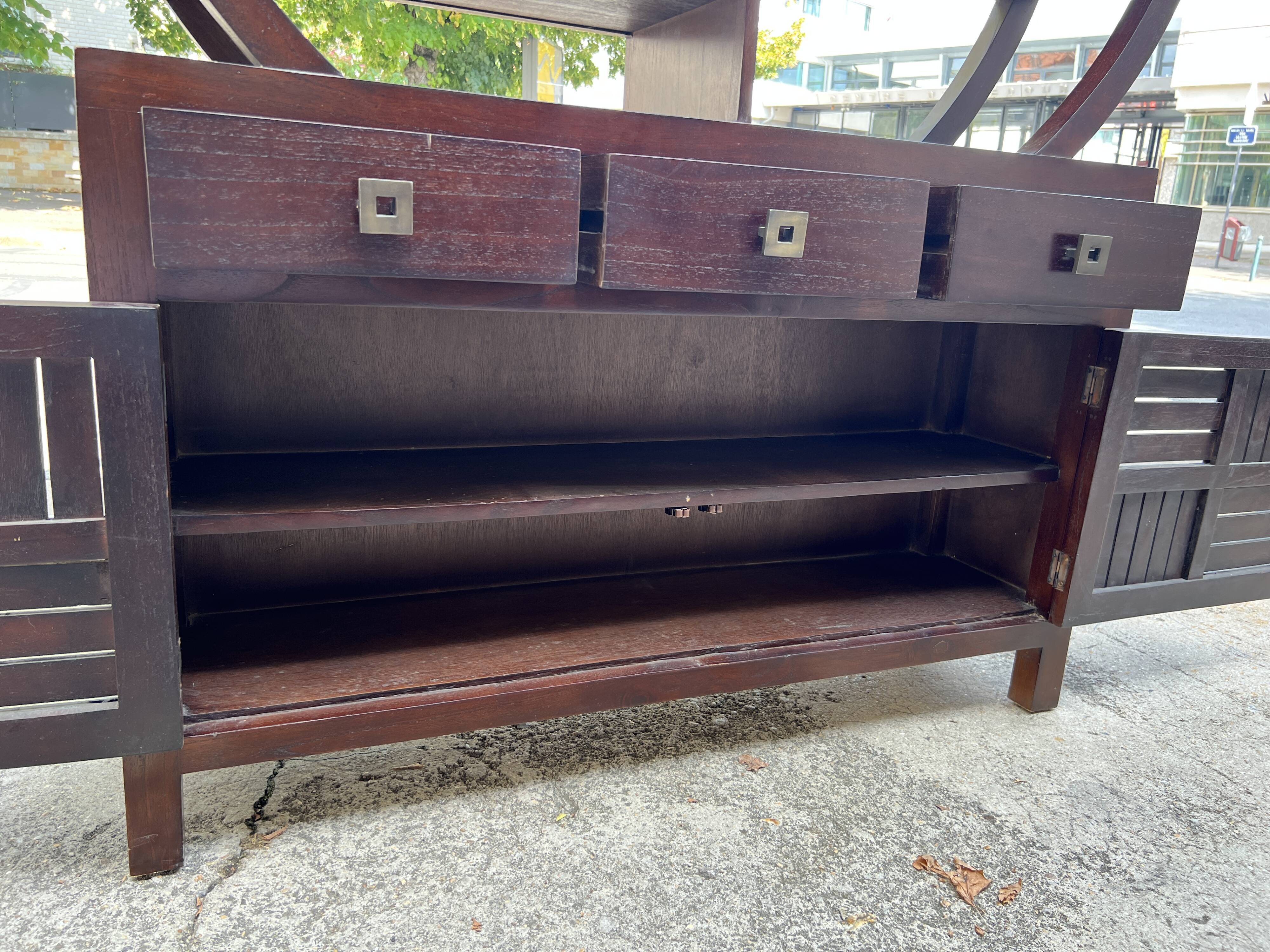 Round galay shelf on bahut sideboard