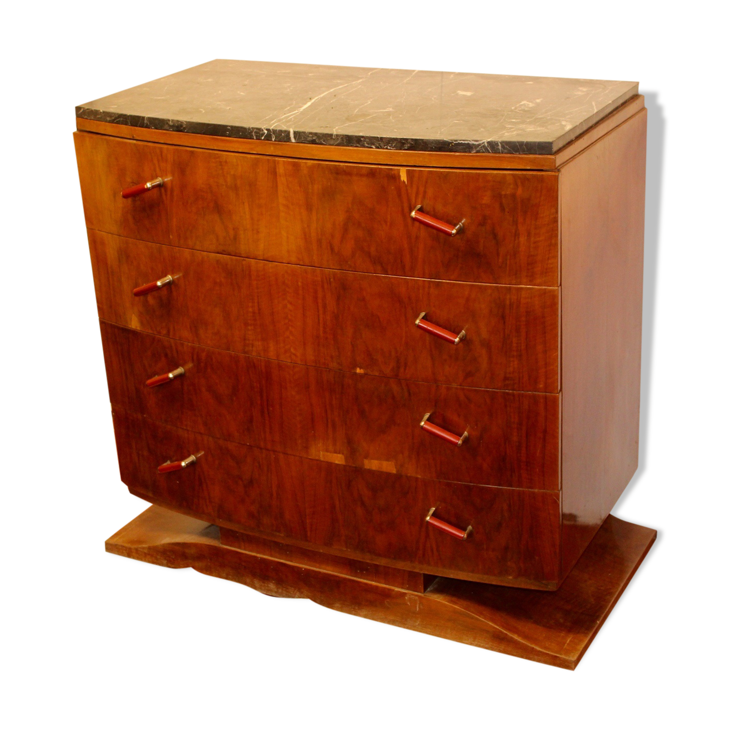 Art deco chest of drawers