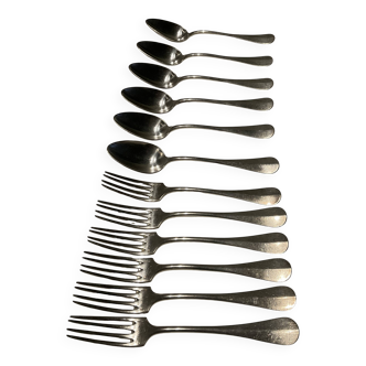 Set de 6 fourchettes et 6 cuillères . métal argenté . boulenger
