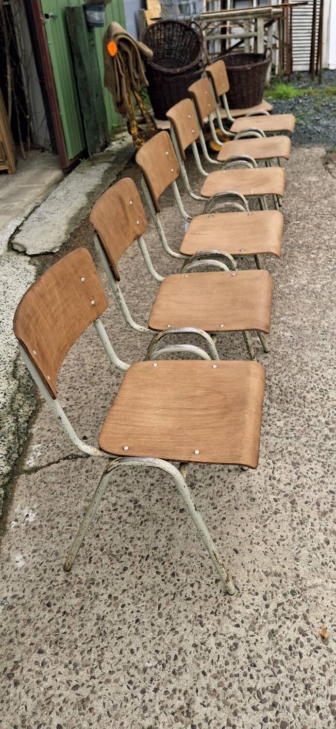 Chaises industrielles
