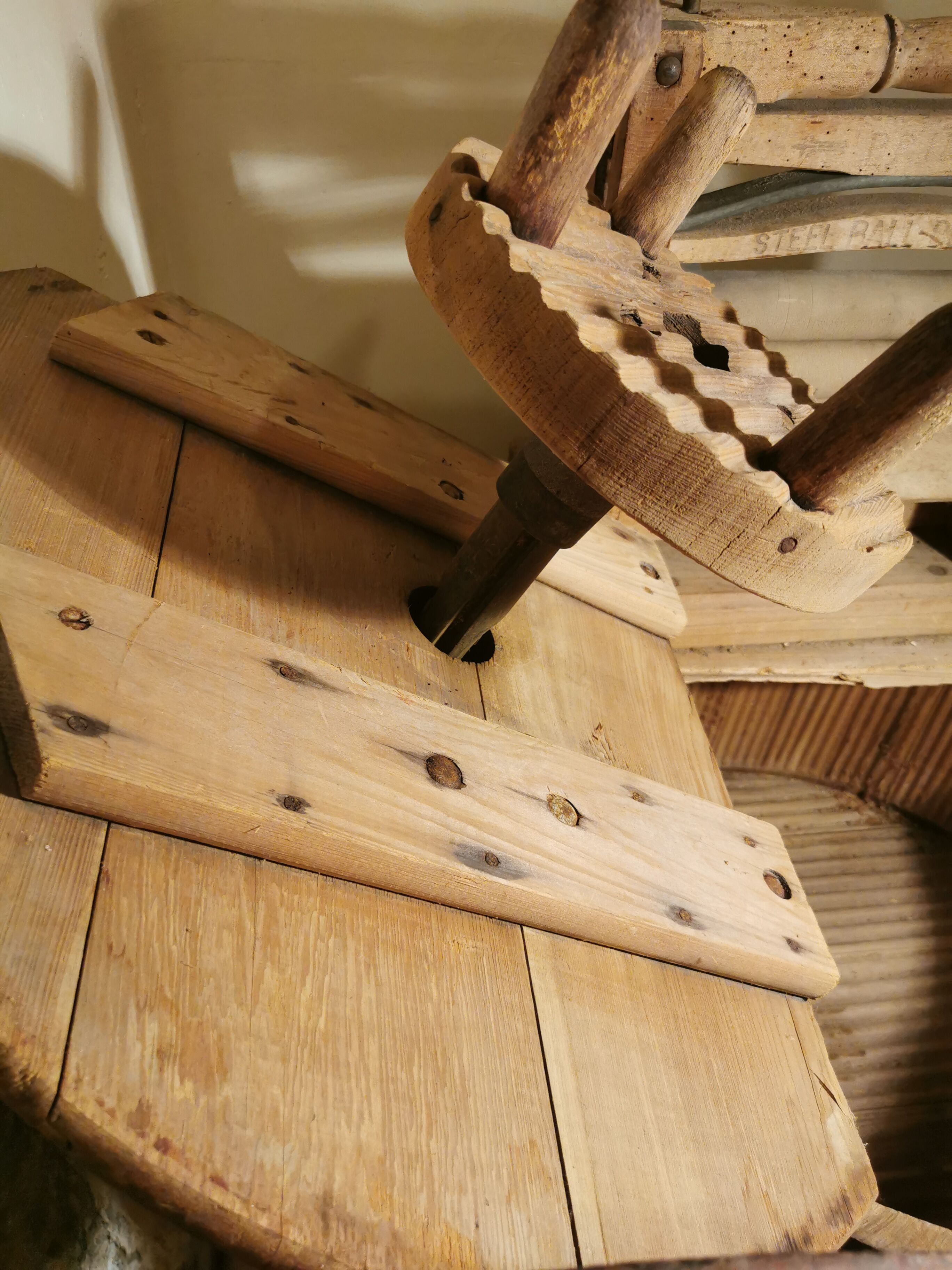 Essoreuse laveuse en bois époque 1900 Prima