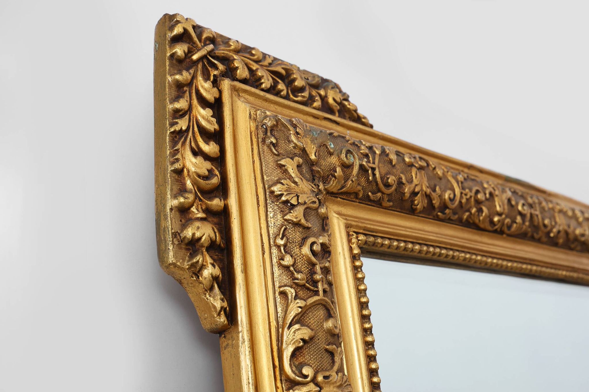 Large square giltwood mirror in Baroque style, 20th century