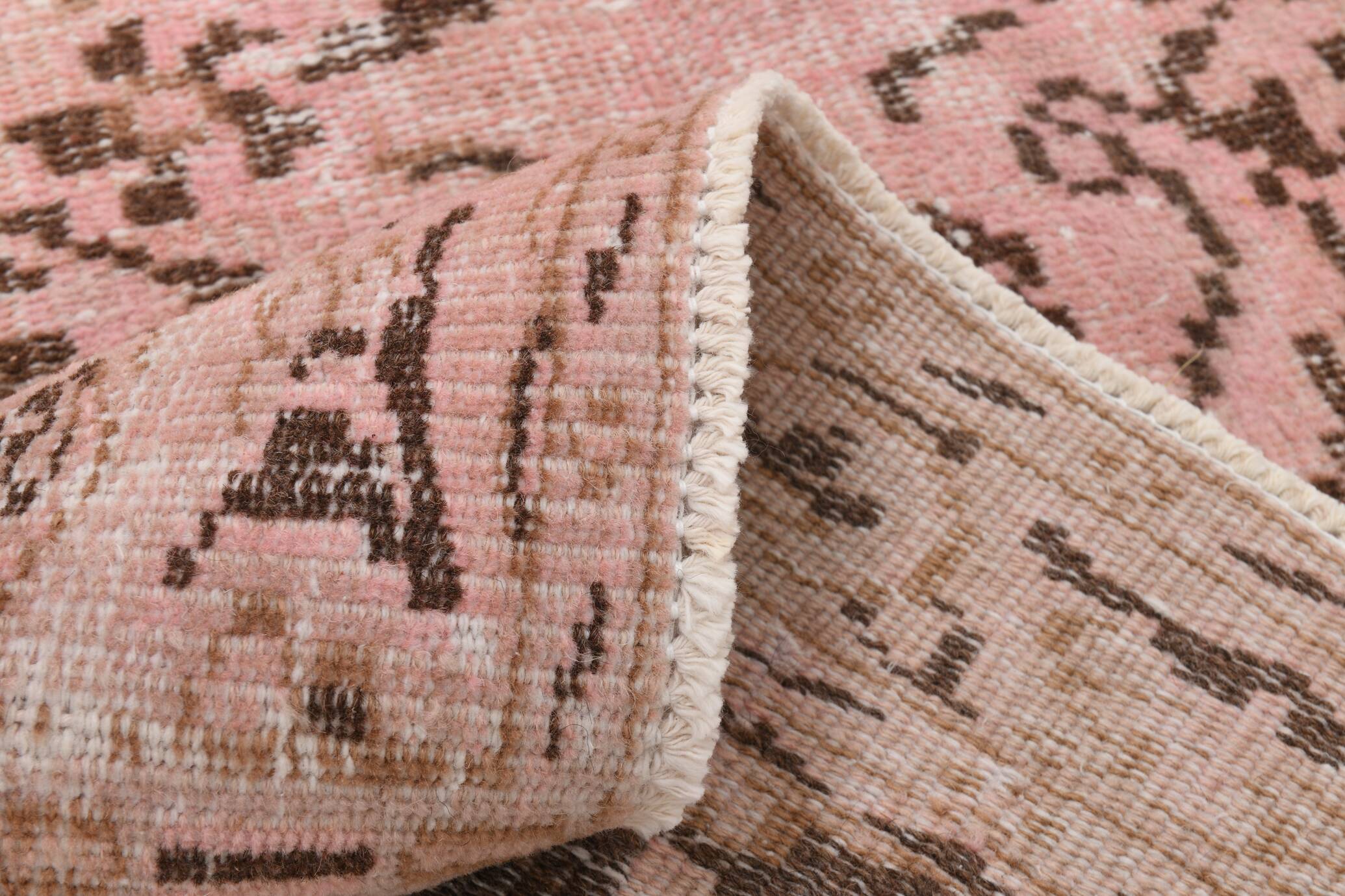 5x9 Pink & Brown Classic Vintage Rug, 155x274Cm