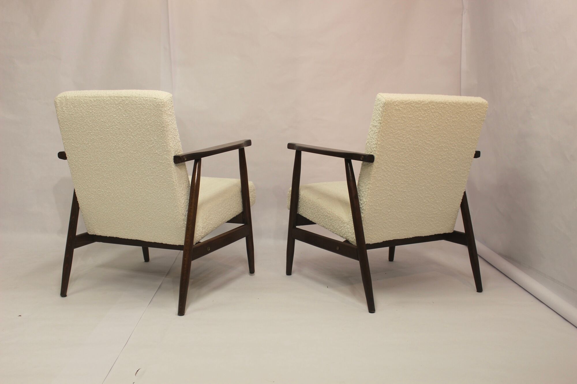 Pair of armchairs Henryk Lis 300-190 years 1970 fabric white buckle.
