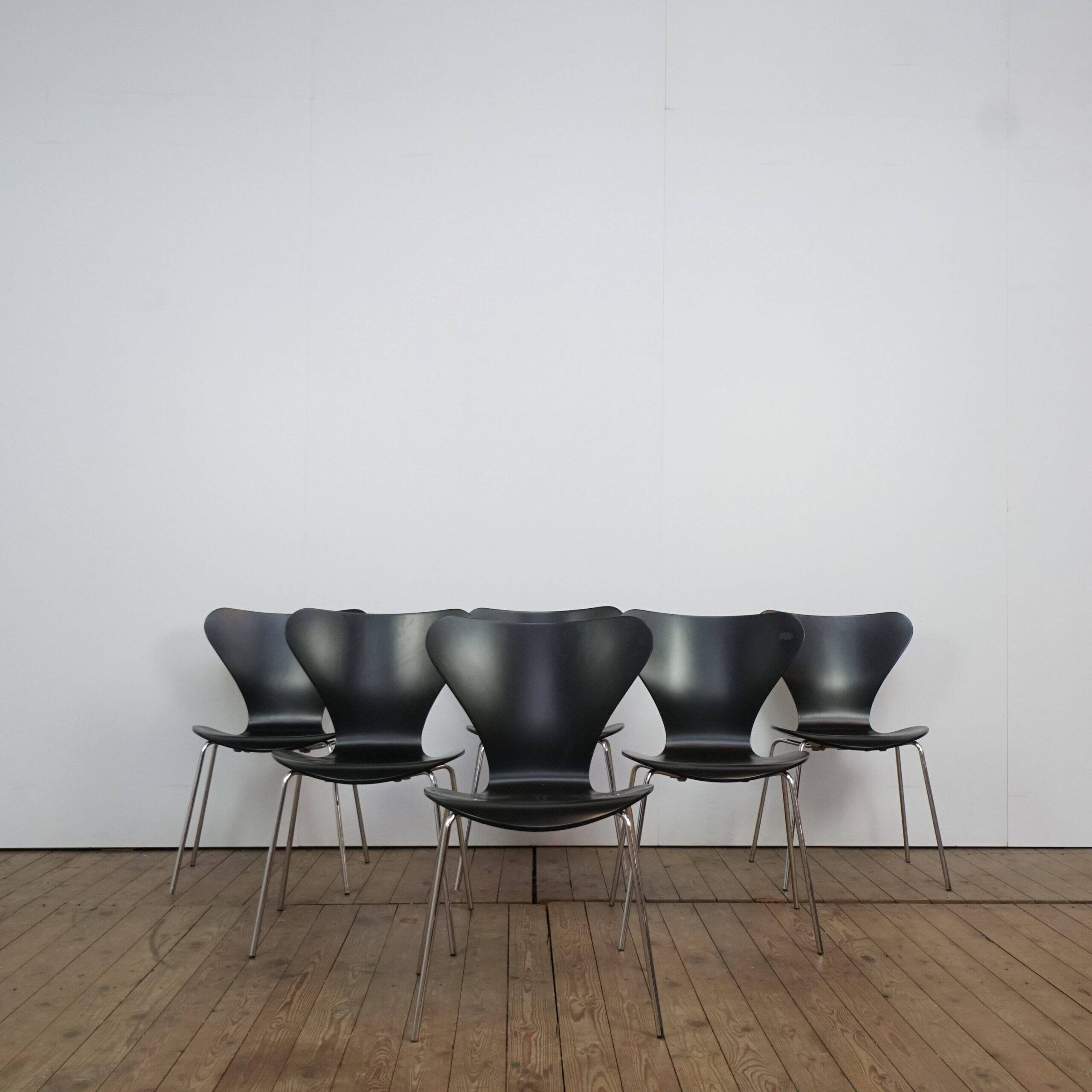 Ensemble de 6 chaises « papillon » d'Arne Jacobsen pour Fritz Hansen