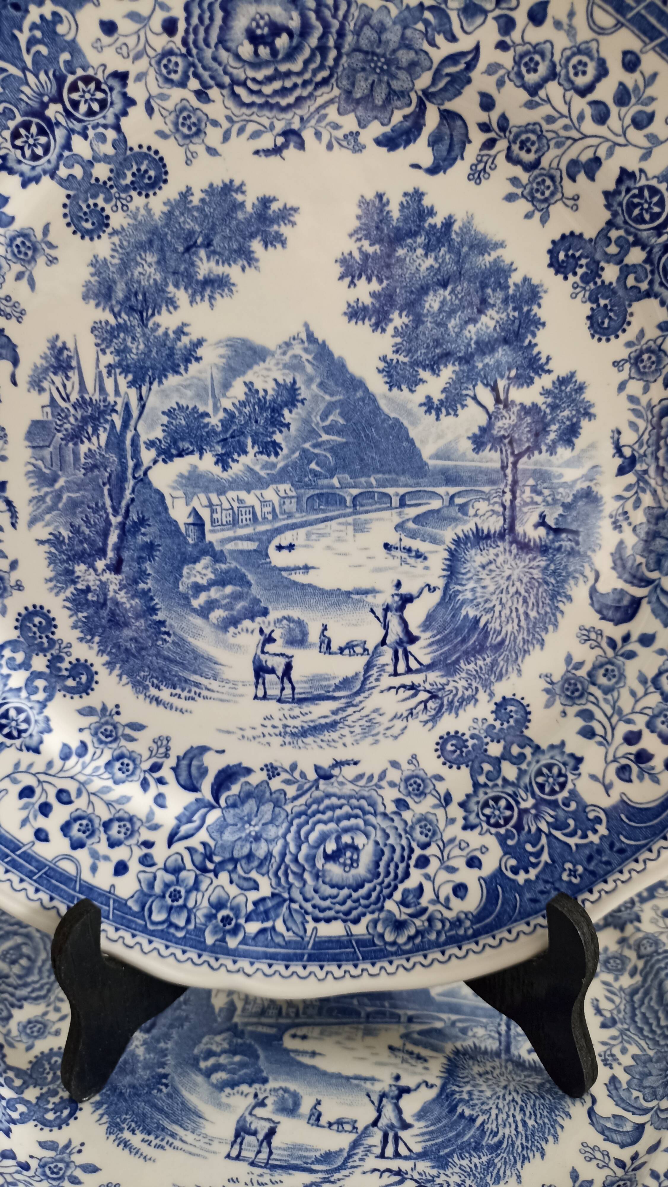 Villeroy & Boch plates