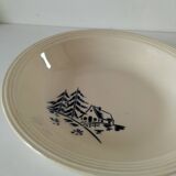 Large Moulin des Loups St Amand Frédéric model dish