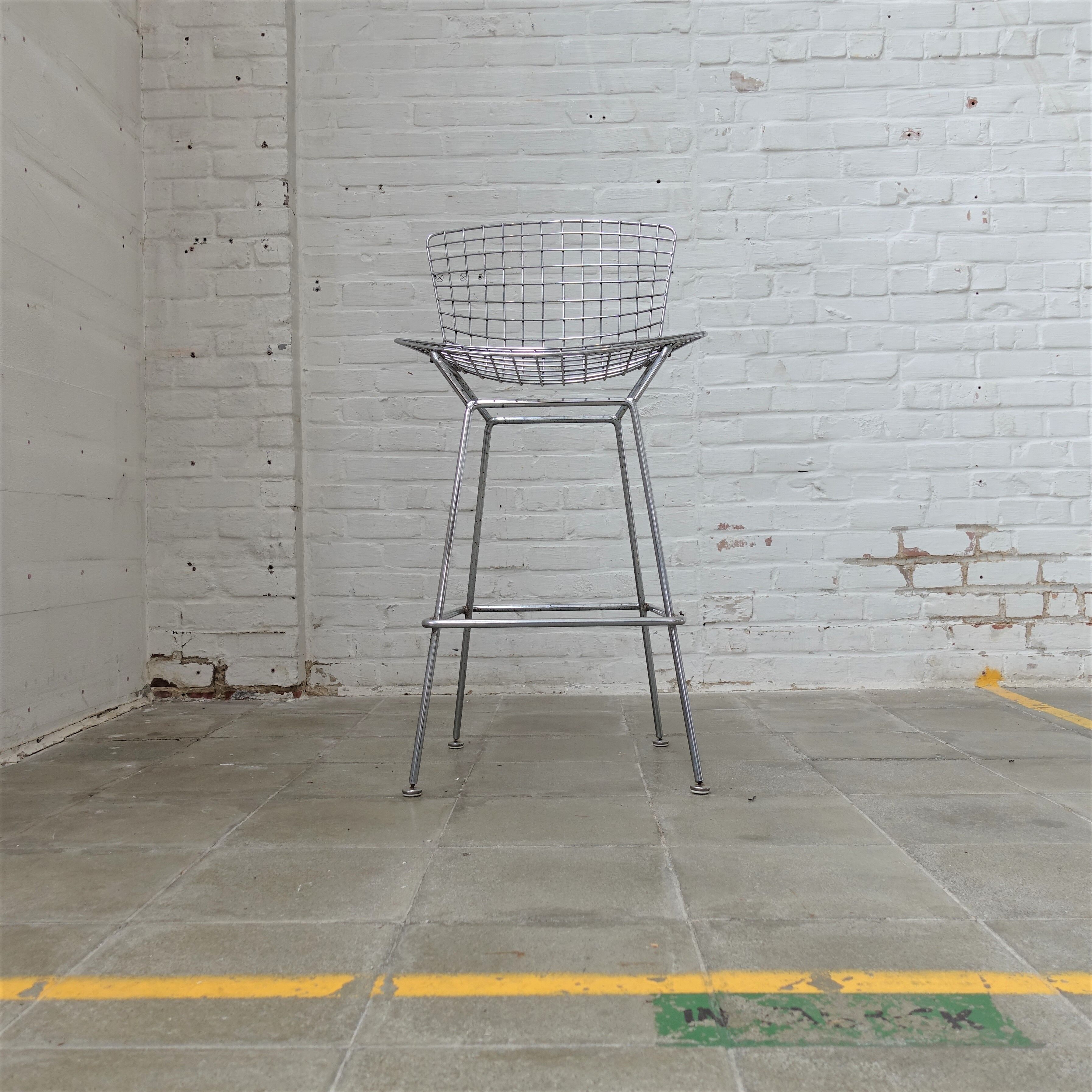 Harry Bertoia bar chair