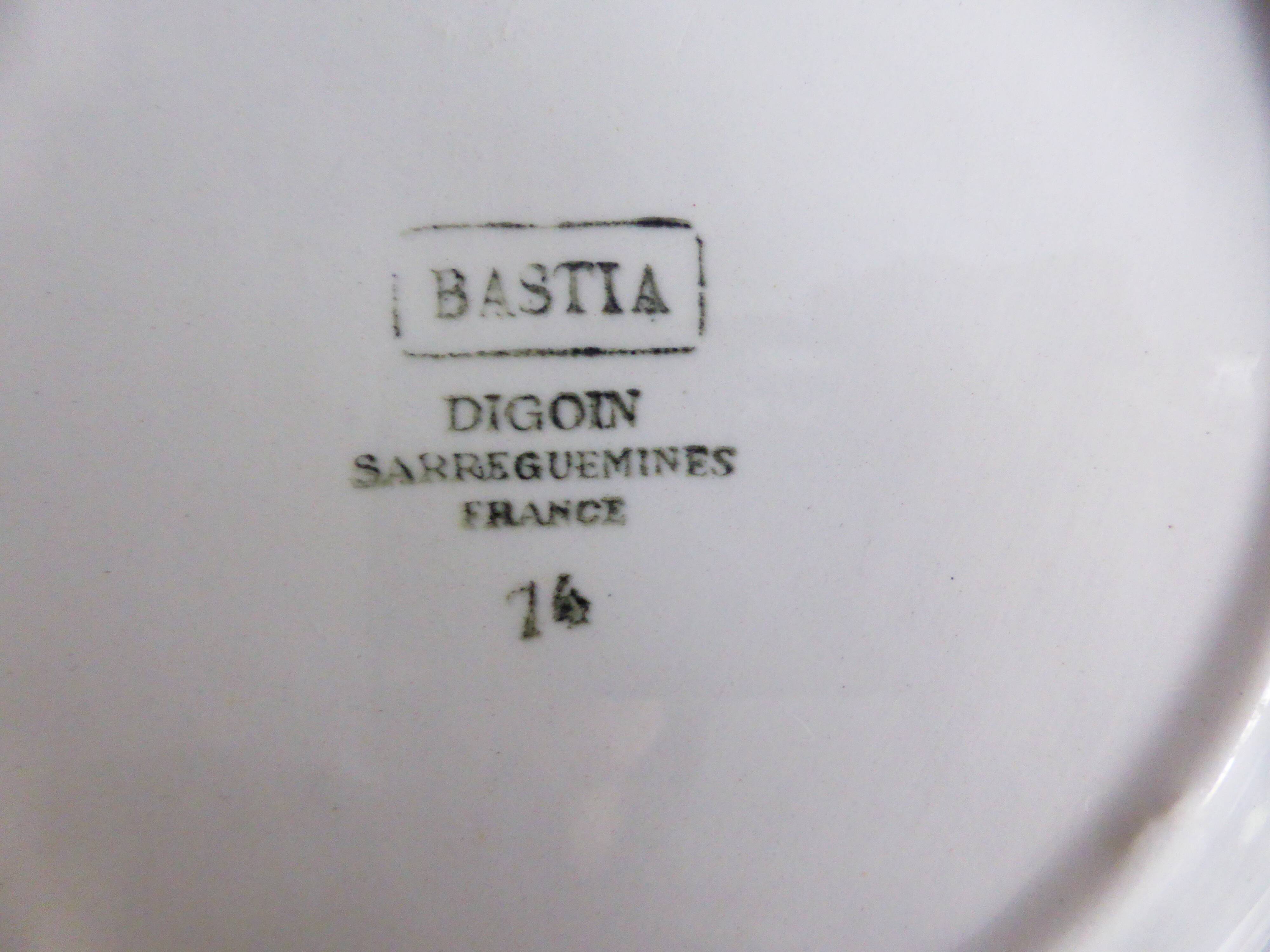 Plate Digoin Sarreguemines model Bastia