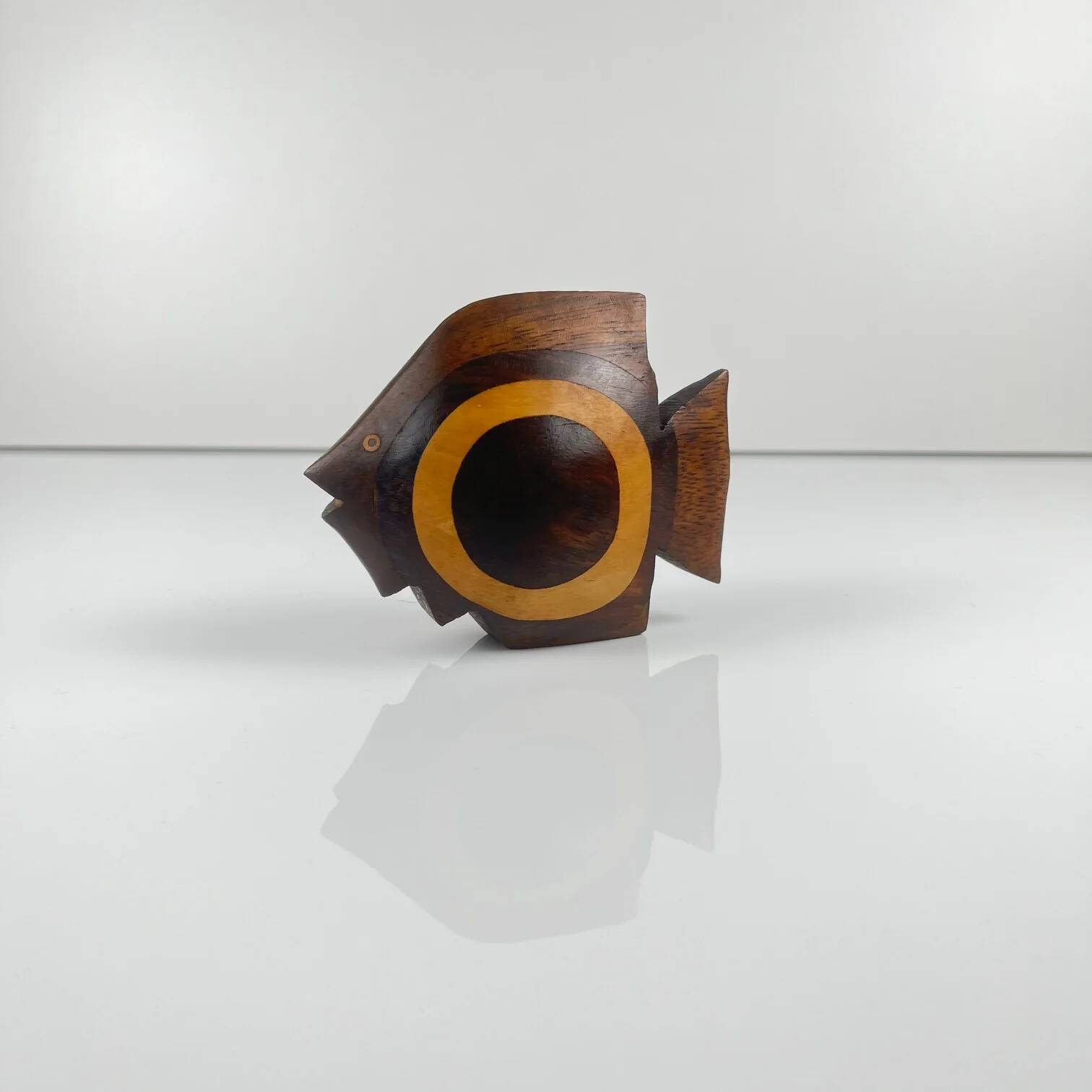Small statue of a fish in exotic wood, mid-century modernism.