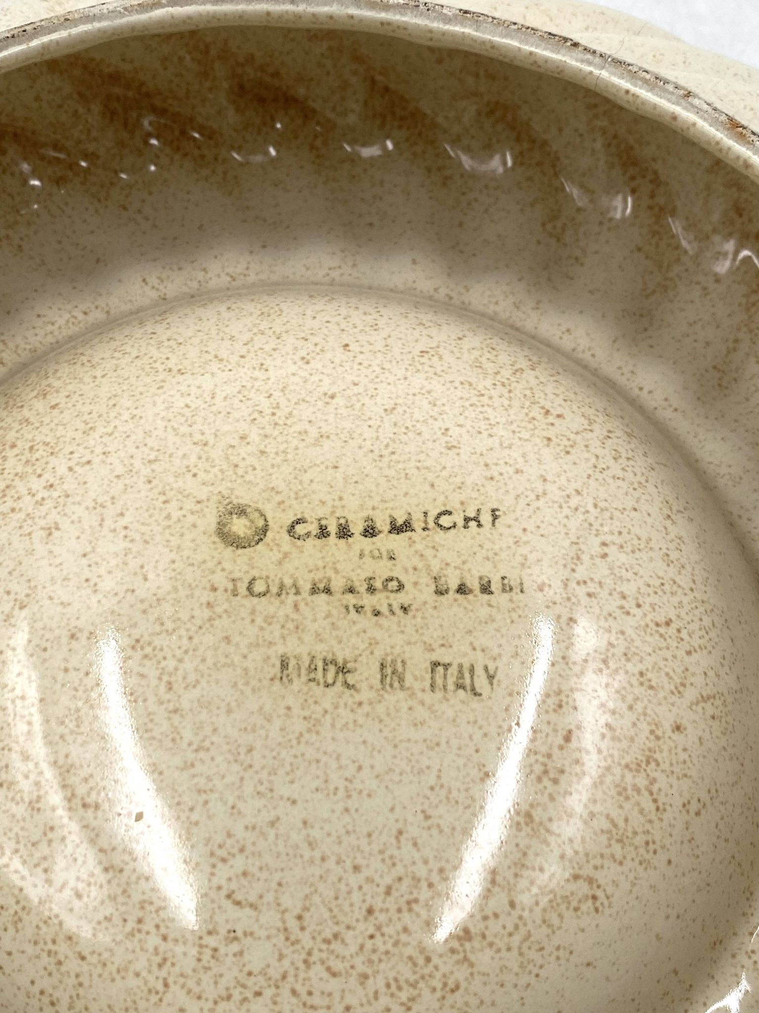 Tommaso Barbi, cream ceramic ashtray / vide poche, B Ceramiche, ca. 1970