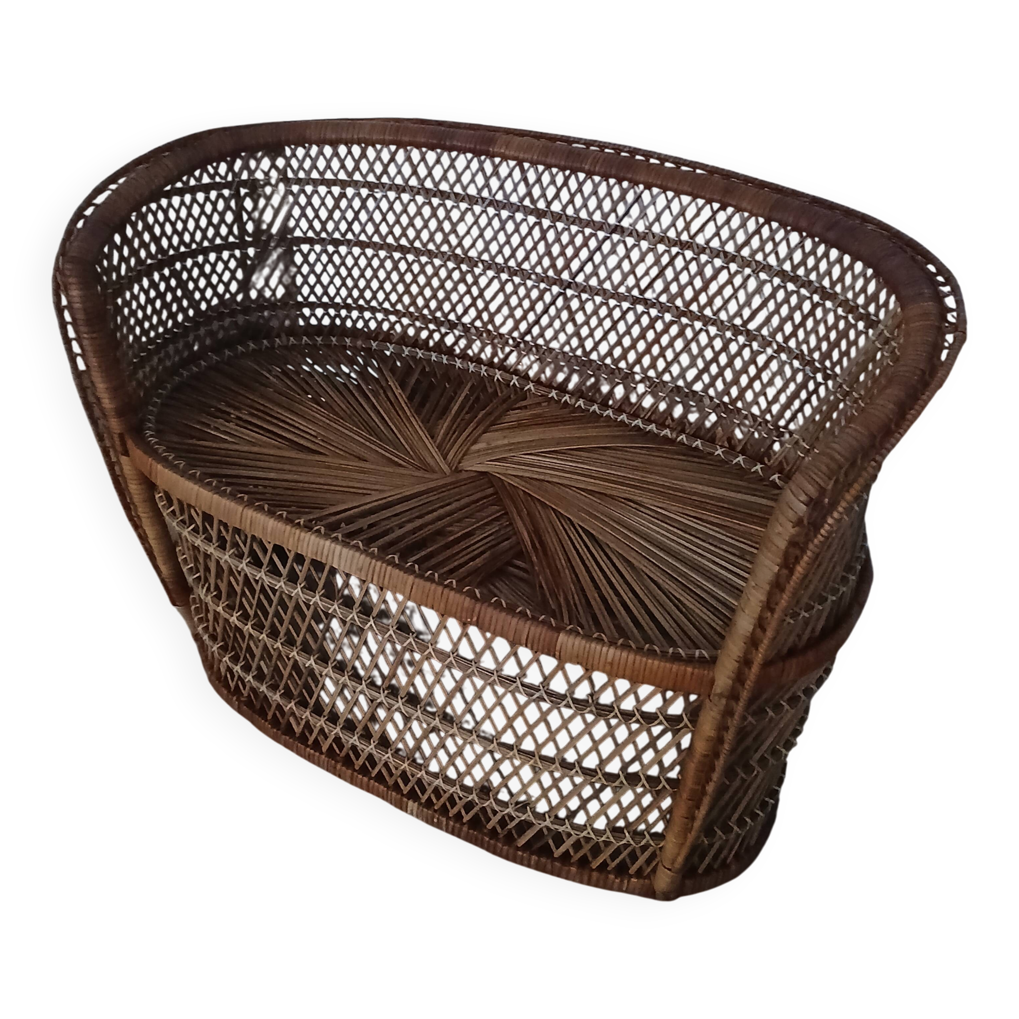 Woven willow in perfect condition.