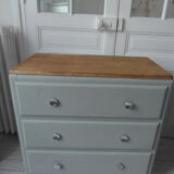 Compass feet vintage gray green, 3 drawers, wooden tray.