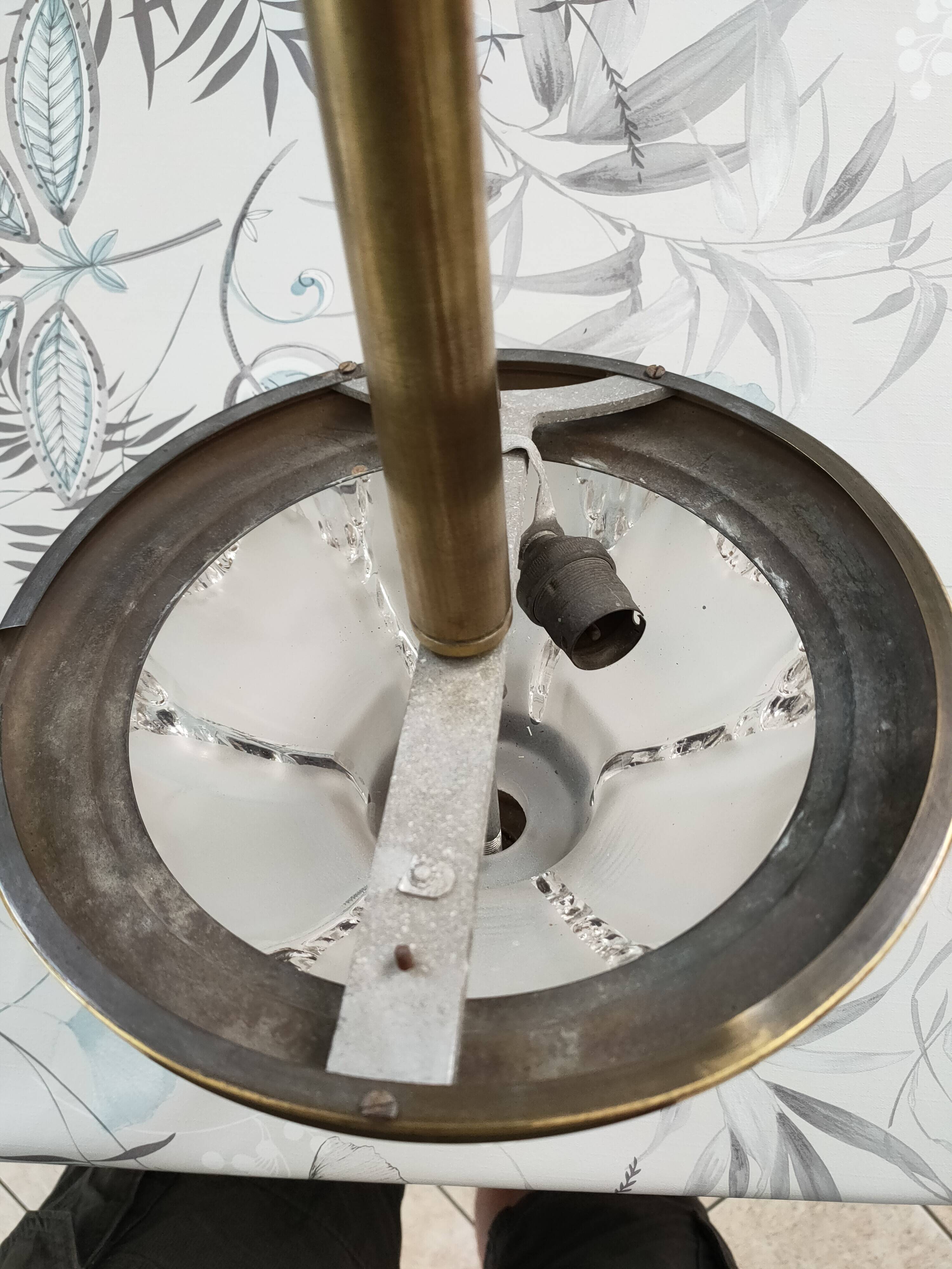 Art Deco suspension
