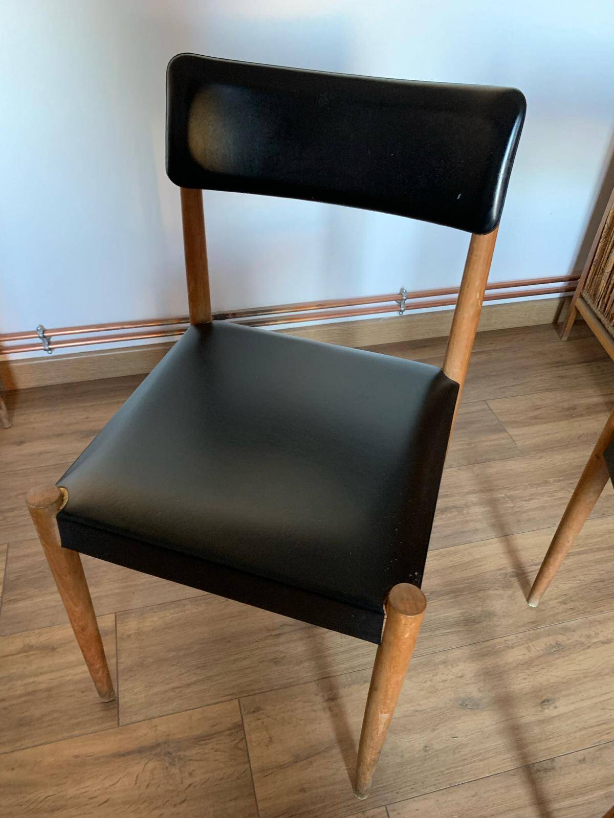 Set of 4 Scandinavian chairs