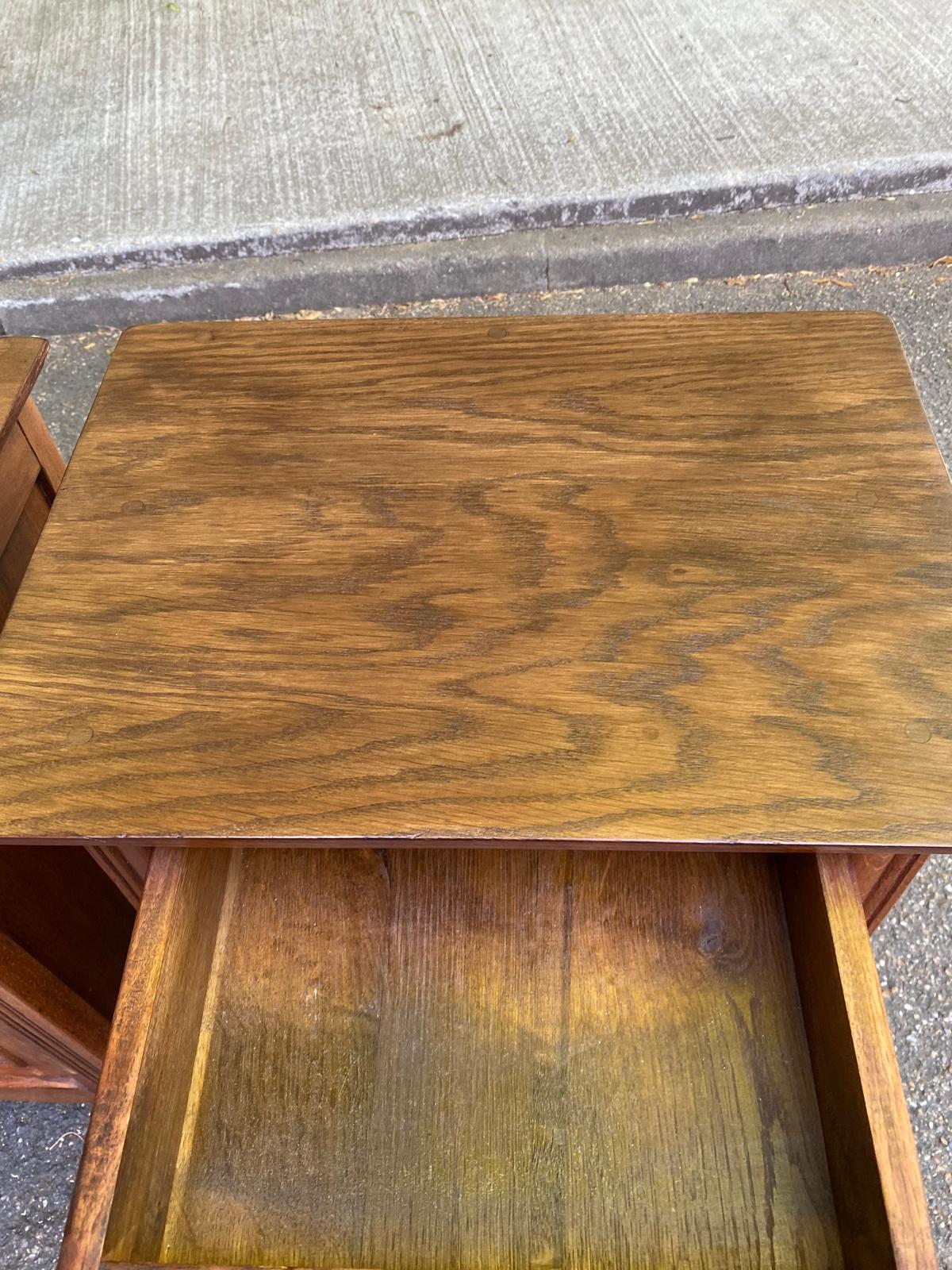 2 solid oak bedside tables signed Jean Laick Dol-de-Bretagne