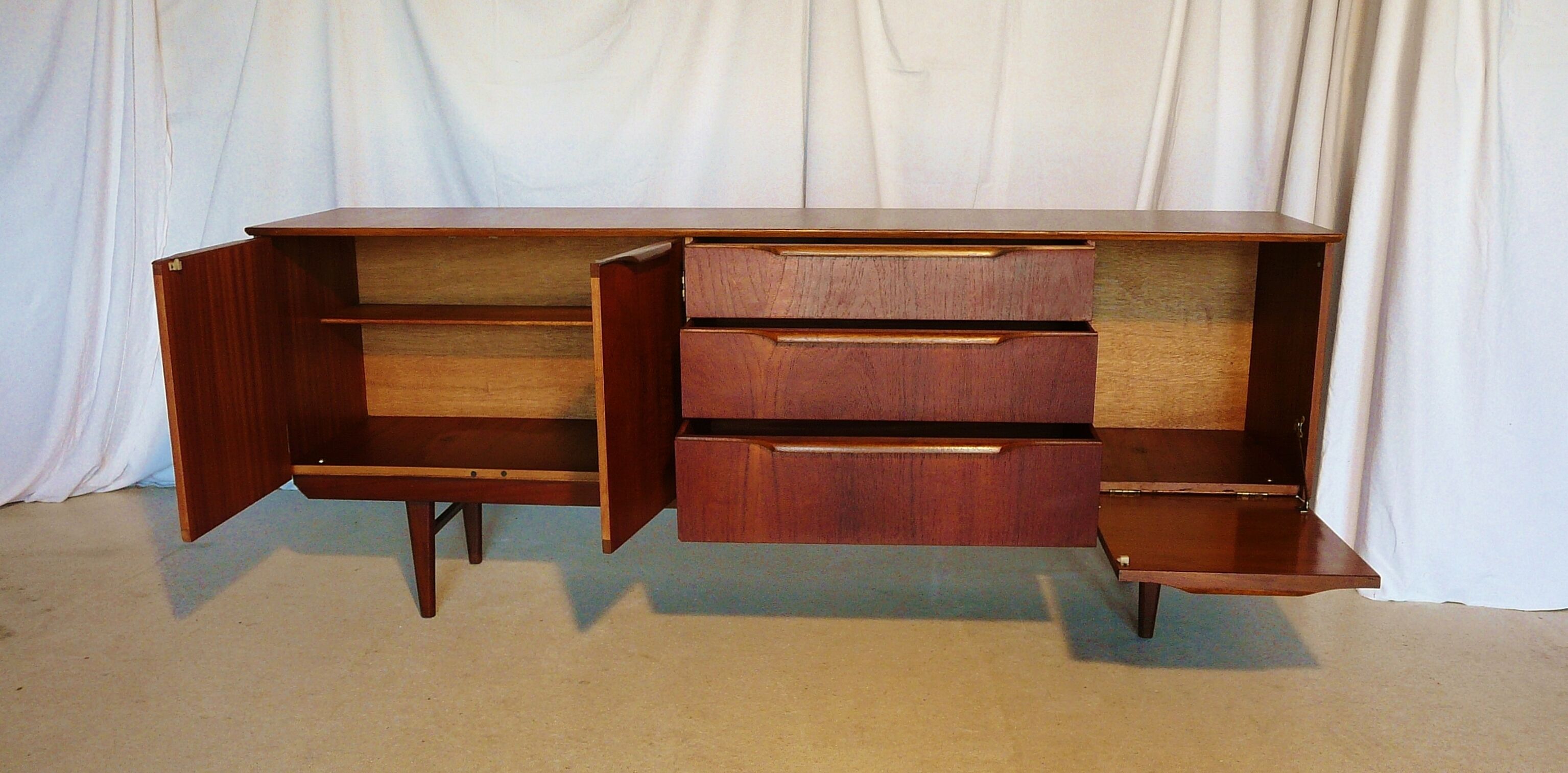 Scandinavian teak line sideboard