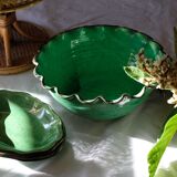 Ancient saladier varnished Provence