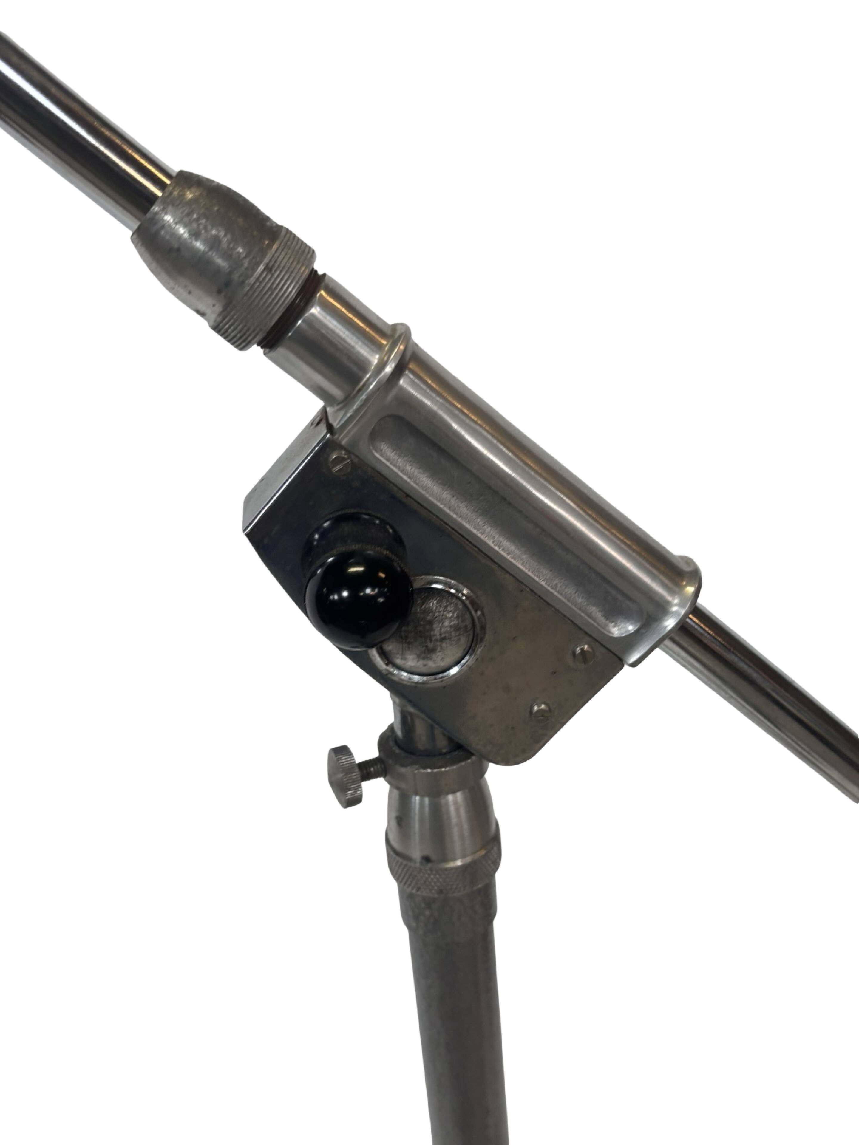 Lampadaire sur roues Ferdinand Solère modèle : 219R