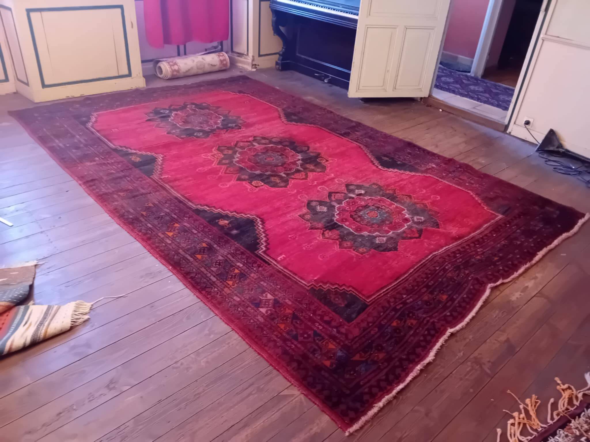 XXL handmade Persian rug 355x283cm