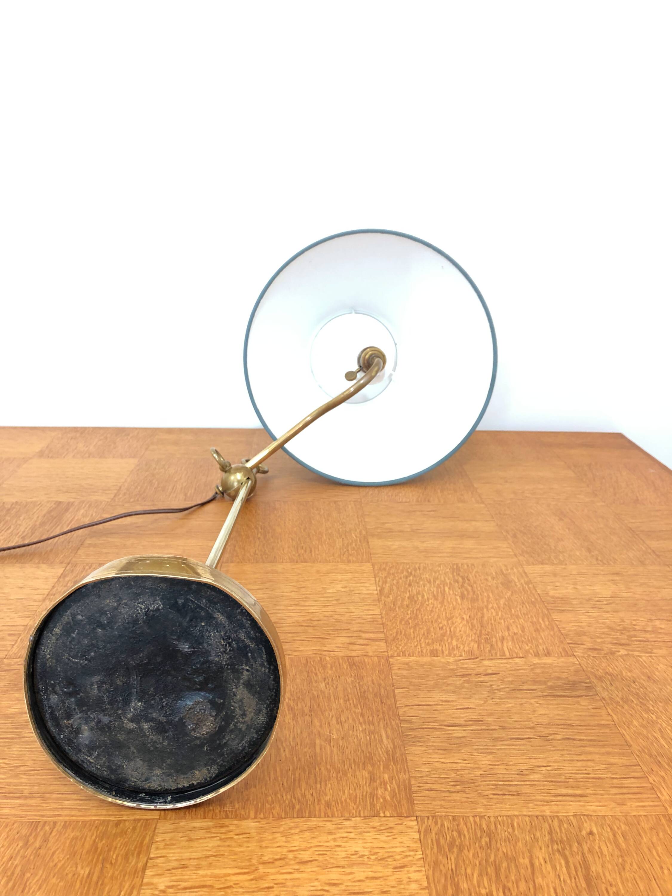 Patinated brass desk lamp, 19th century