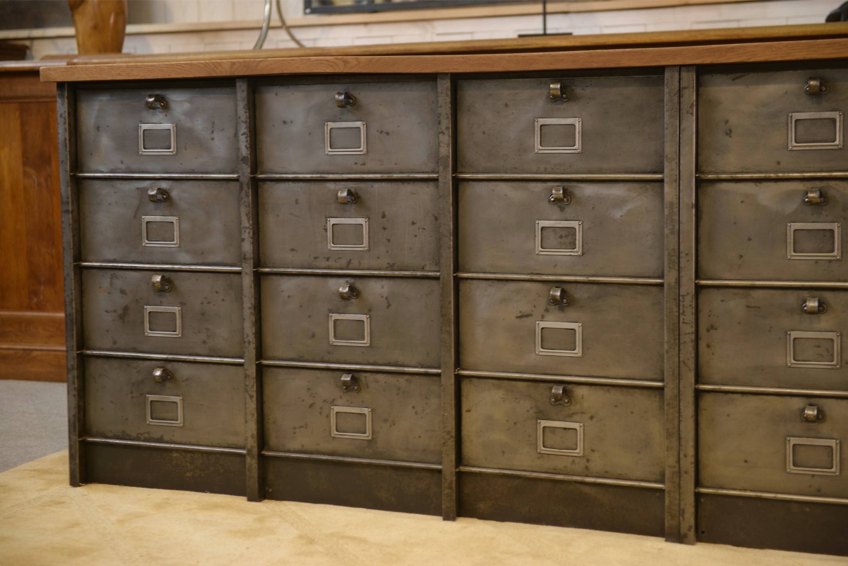 Strafor cabinet with flaps, 6 columns, oak top, 1950s.
