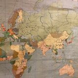 Large Vintage New World School Map