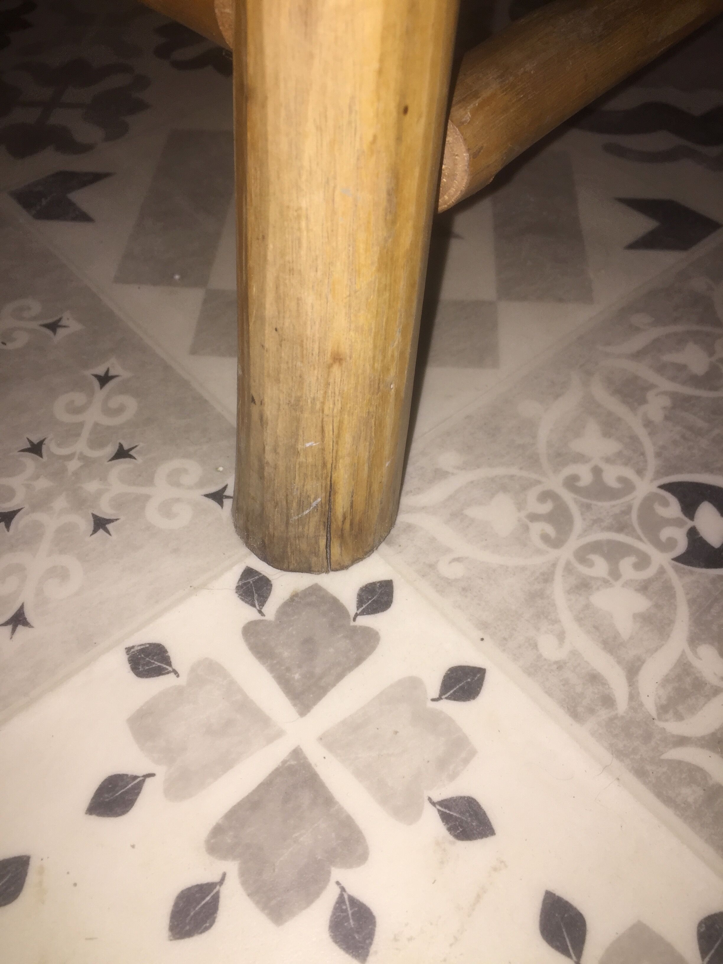 Fauteuil bambou écorce de châtaigner